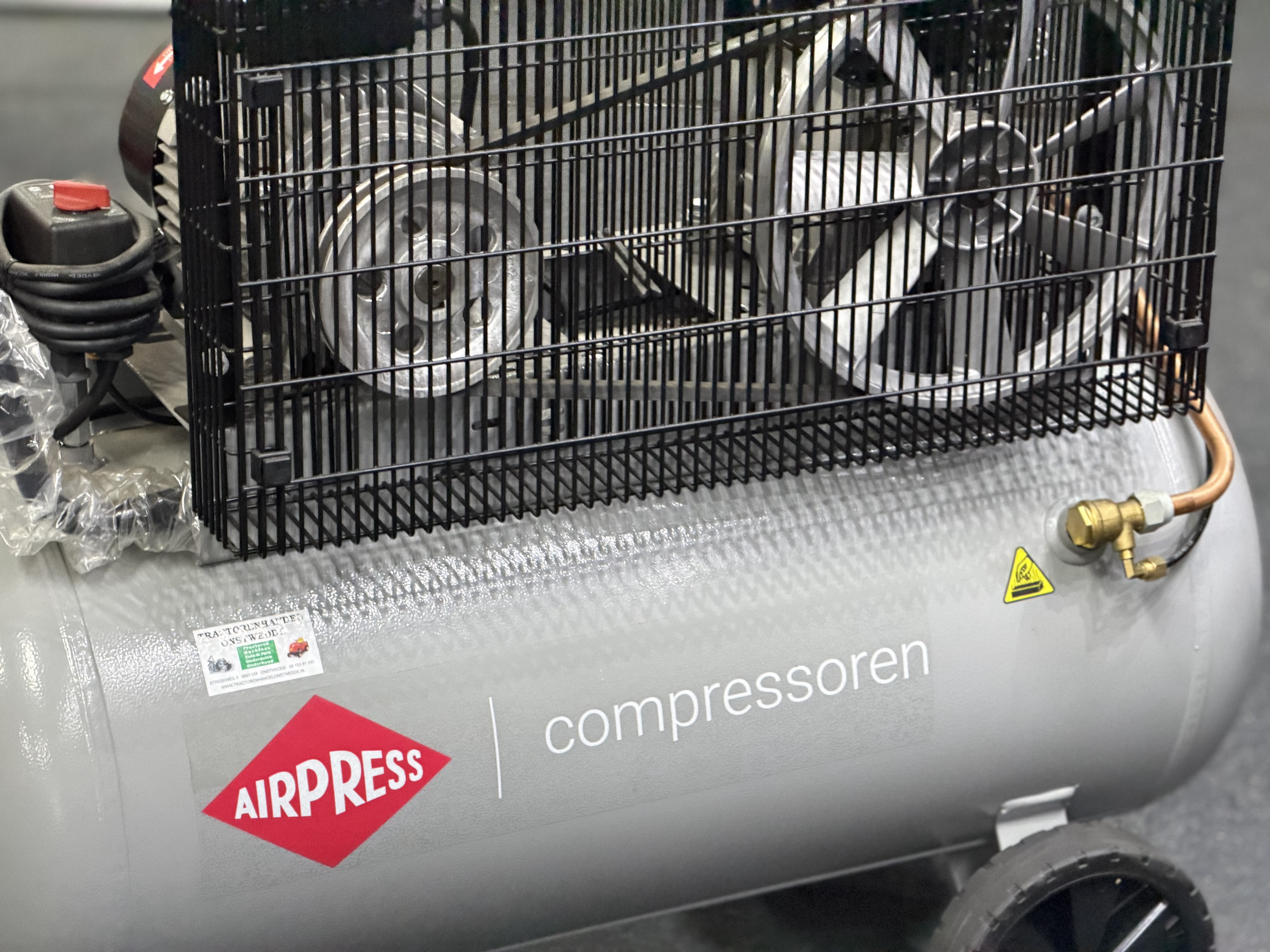 Airpress HL375-100 compressor