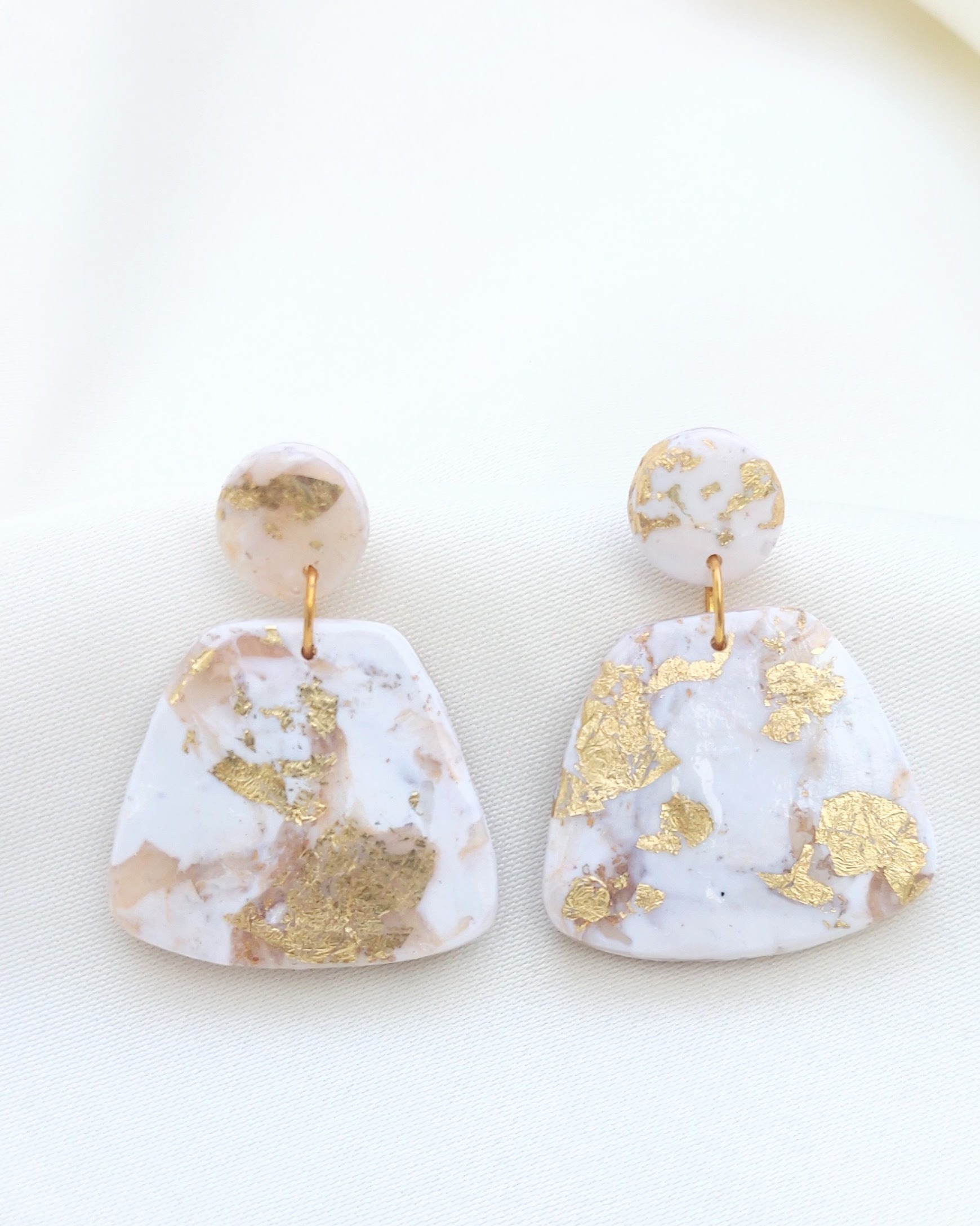 White & Gold Box Dangle