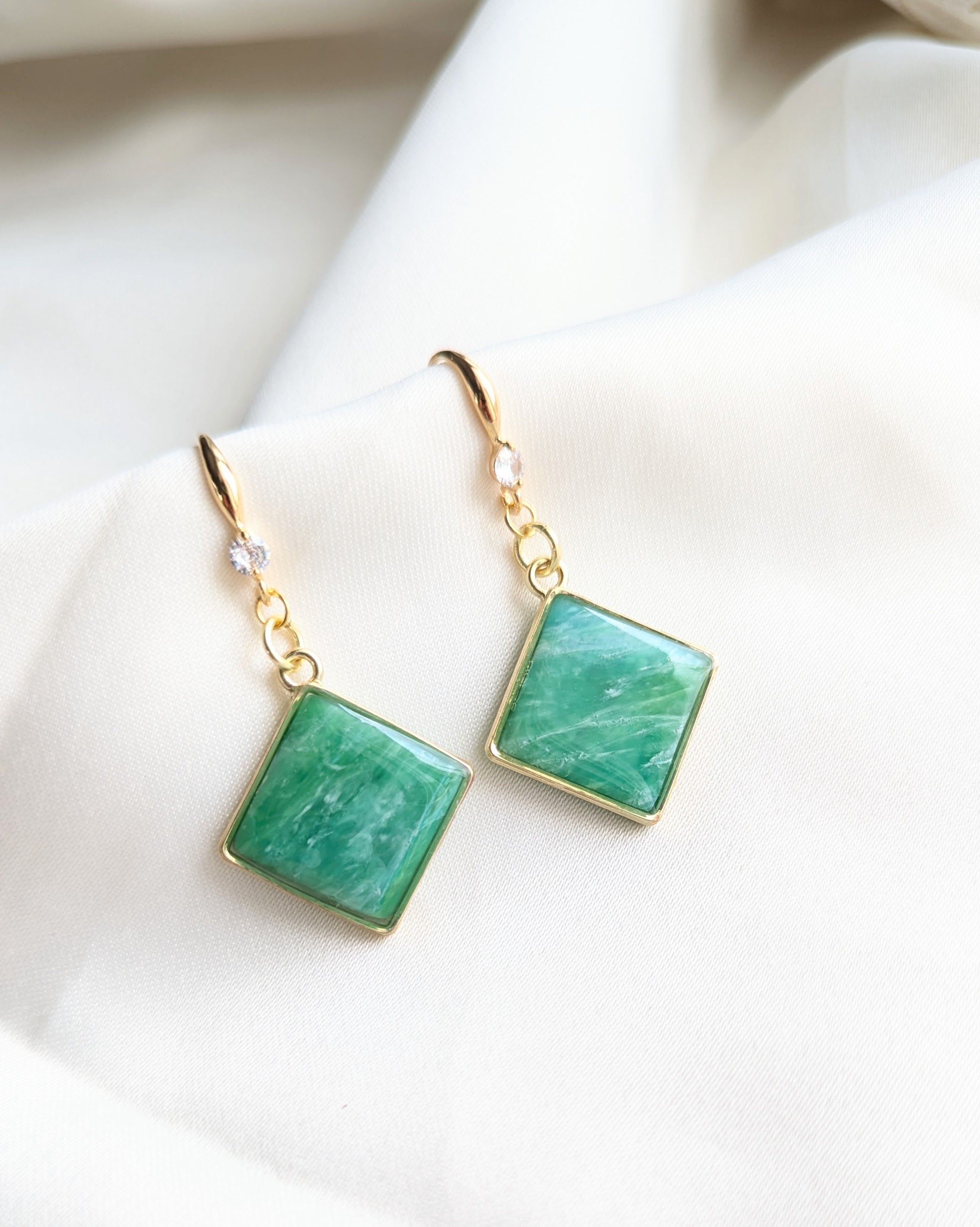 Emerald Green Diamond Dangle 