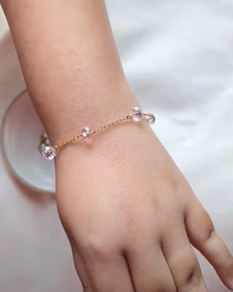 Dainty Princess Cut Bead Bracelet