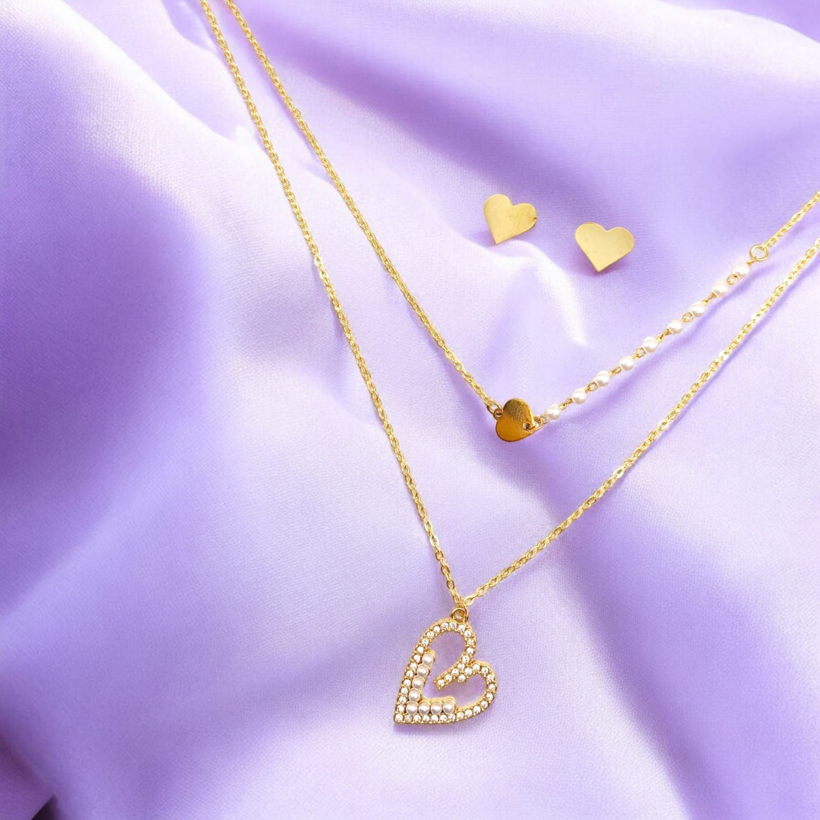 Conjunto de collar y aretes de corazón Covergold