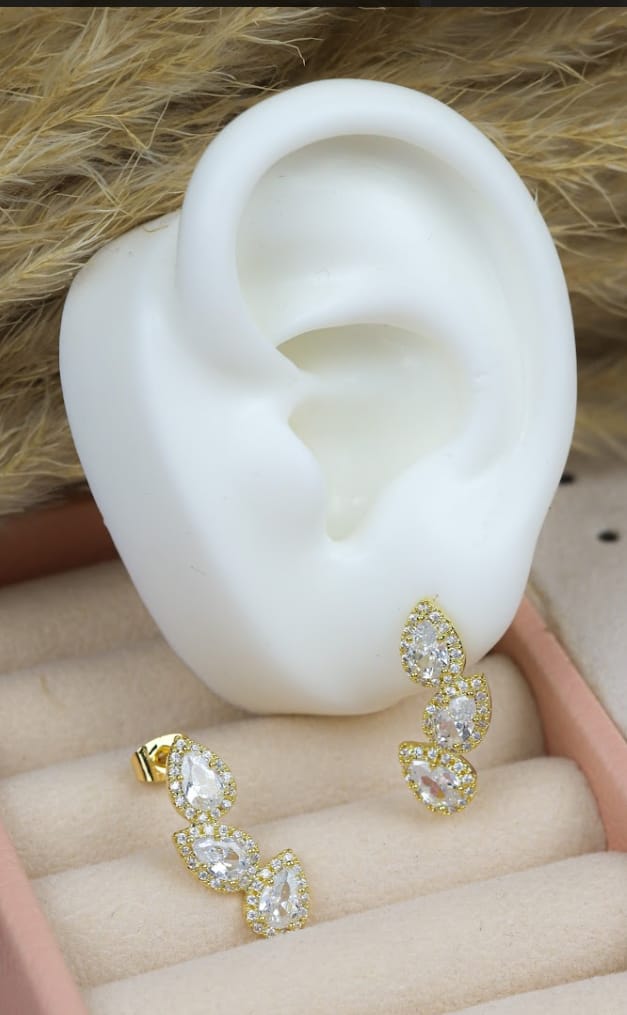 Aretes estilo topo largo 
