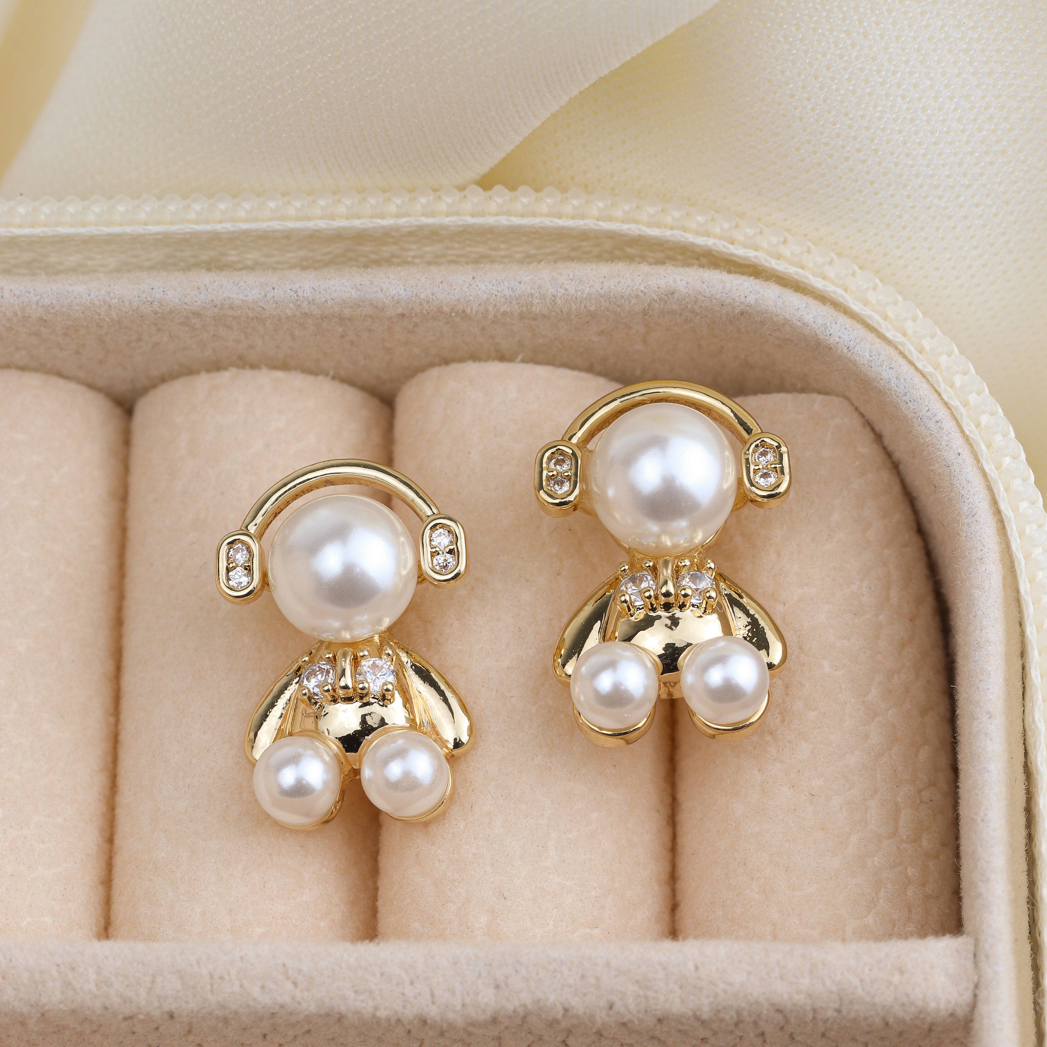 Aretes estilo topo covergold