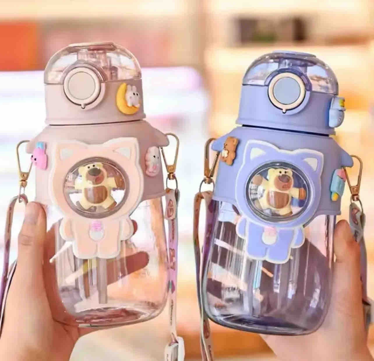 Botellas de agua infantiles