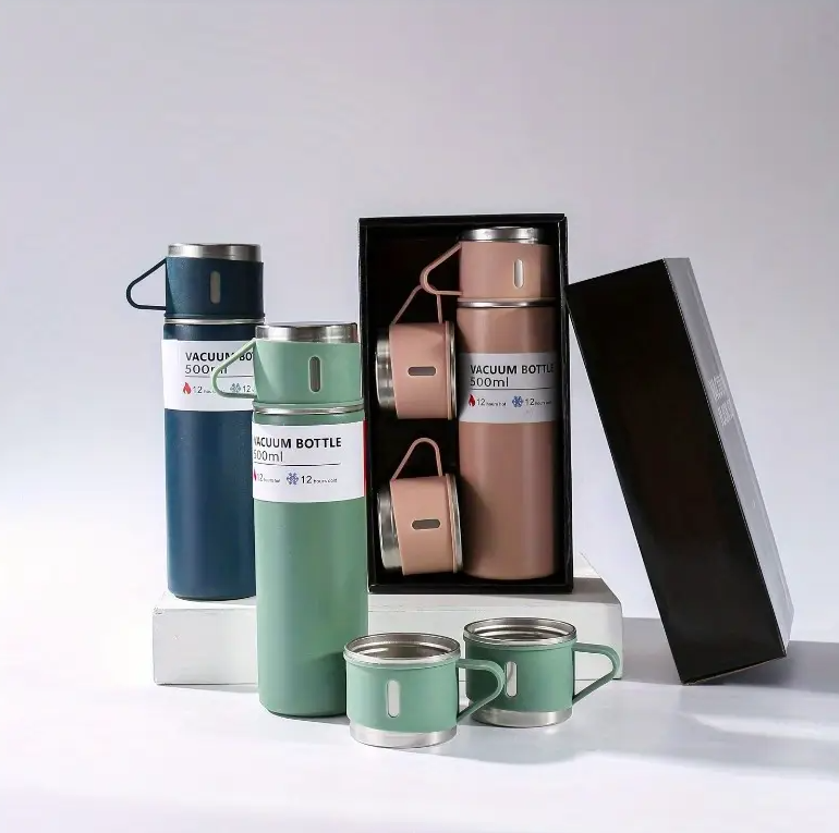 Botella térmica vacuum con tres tazas