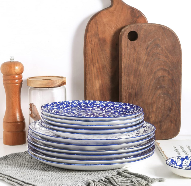 8 inch Porcelain Dinner Plates, Large Size Serving Plate for Salad, Pancakes, Steak, Set of 6, Vintage Blue