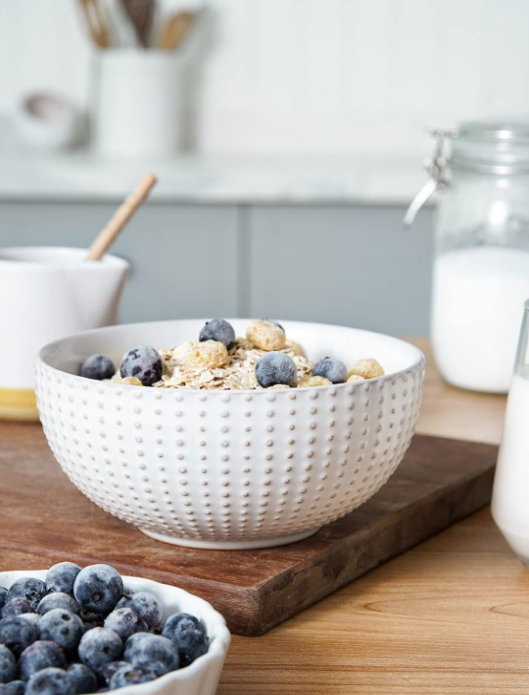 Cereal bowls 26 OZ, Ceramic Soup Bowl for Kitchen, Embossment Stoneware Bowl for Pho, Chip, Fruits, Salad, Noodle, Ramen, Suit For Housewarming - 6 Inch, Set of 4, Arctic white