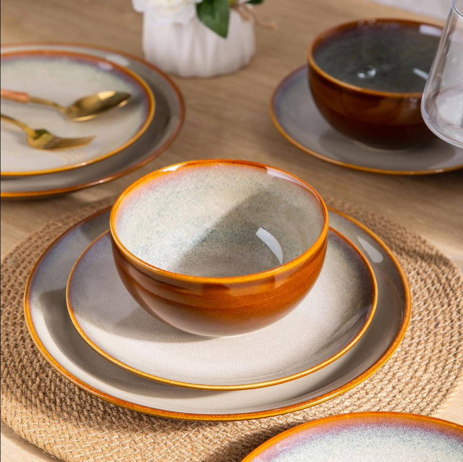 Ceramic Dinnerware Sets for 6,Plates and Bowls Sets,Handmade Reactive Glaze Dishes Set Luz de luna de ensueño Kahki