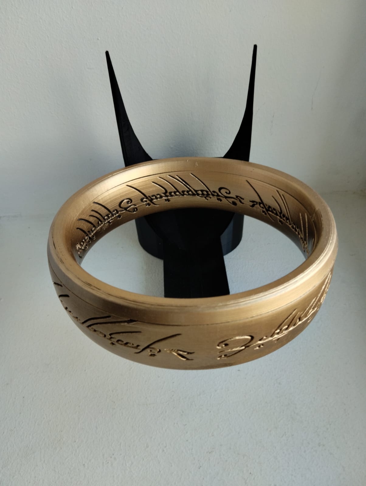 Anillo único con soporte