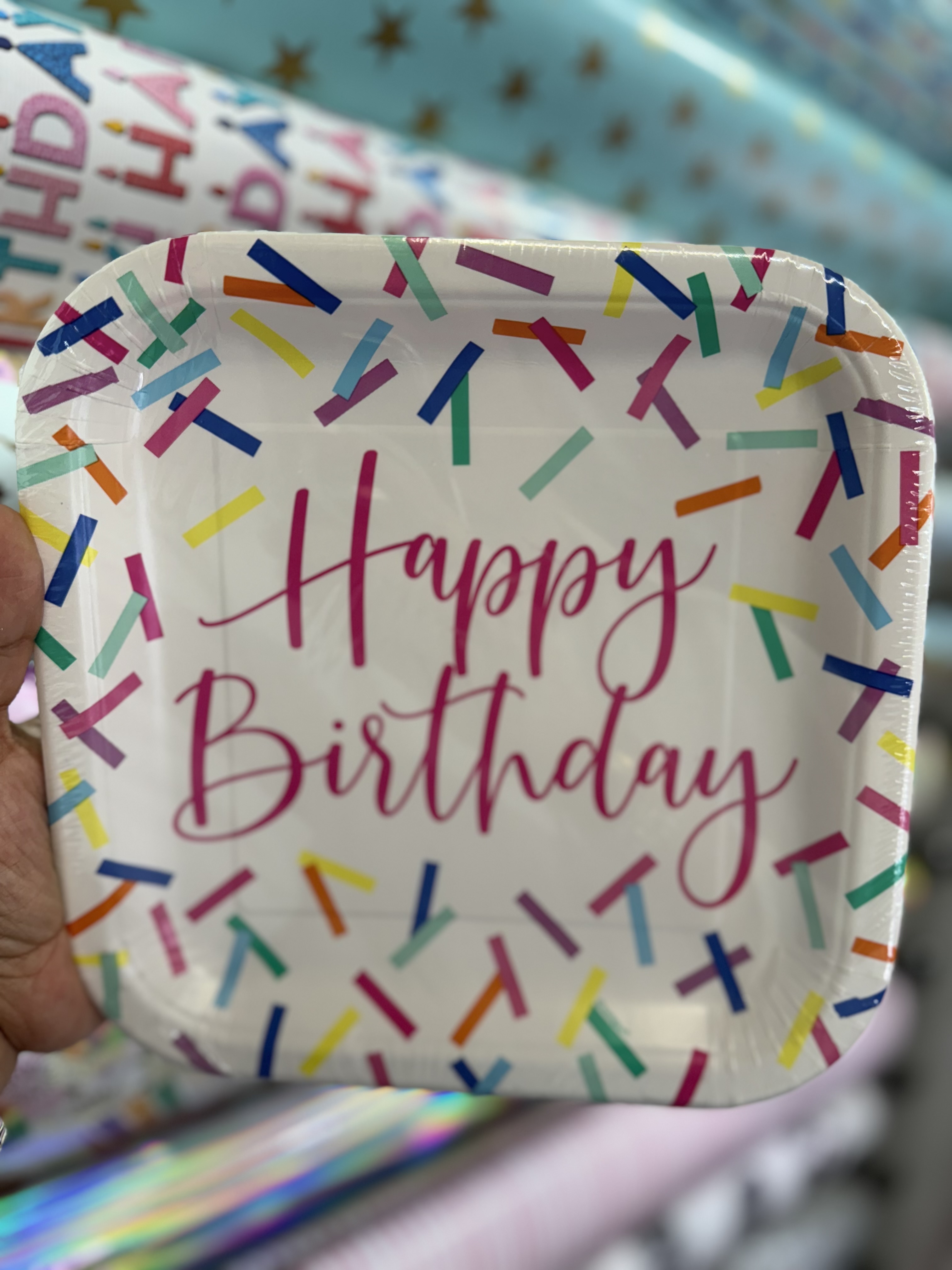 PLATO CHISPAS HAPPY BDAY