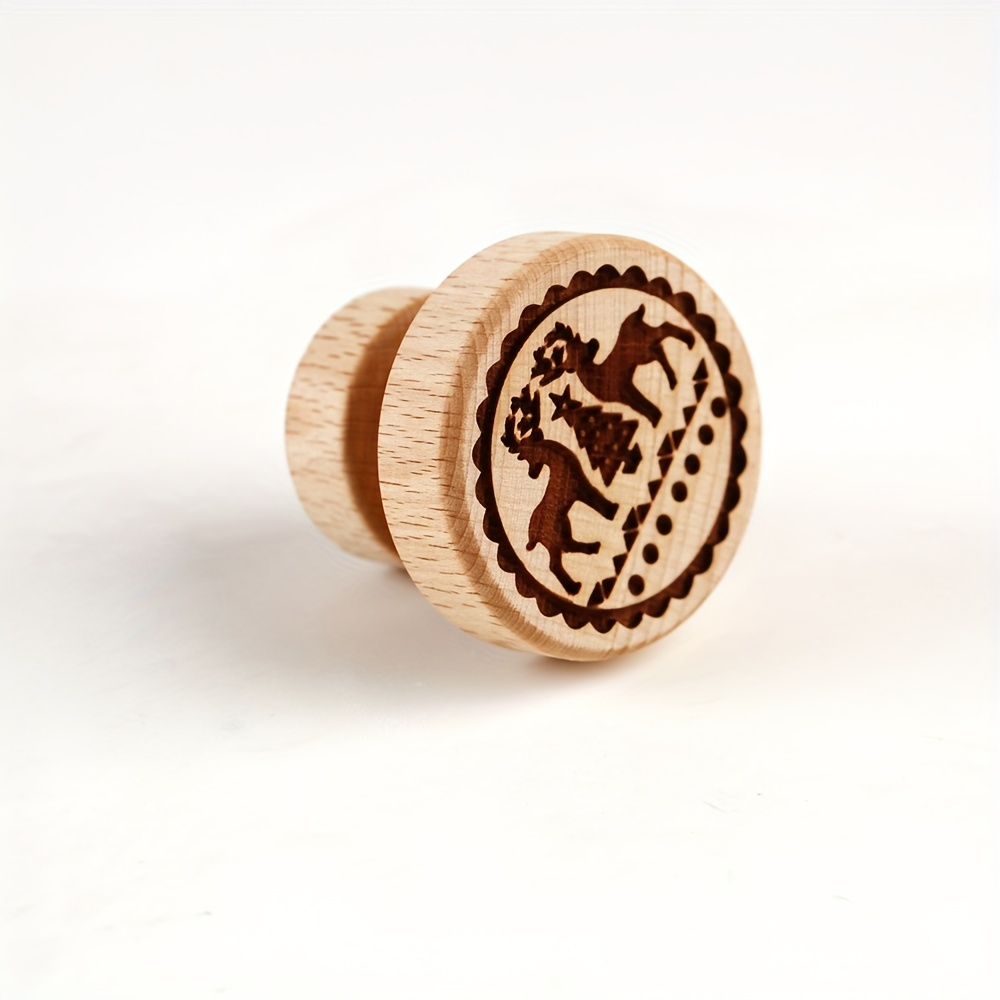 5Pcs Wooden Christmas Biscuit Embossing Stamp, Christmas Deer, Snowman, Santa Claus, Christmas Tree, Gingerbread Man, Walking Cane, Bell Biscuit Printing Mold, Clay Printing Stamp, Suitable for Christmas Party Biscuit Embossing