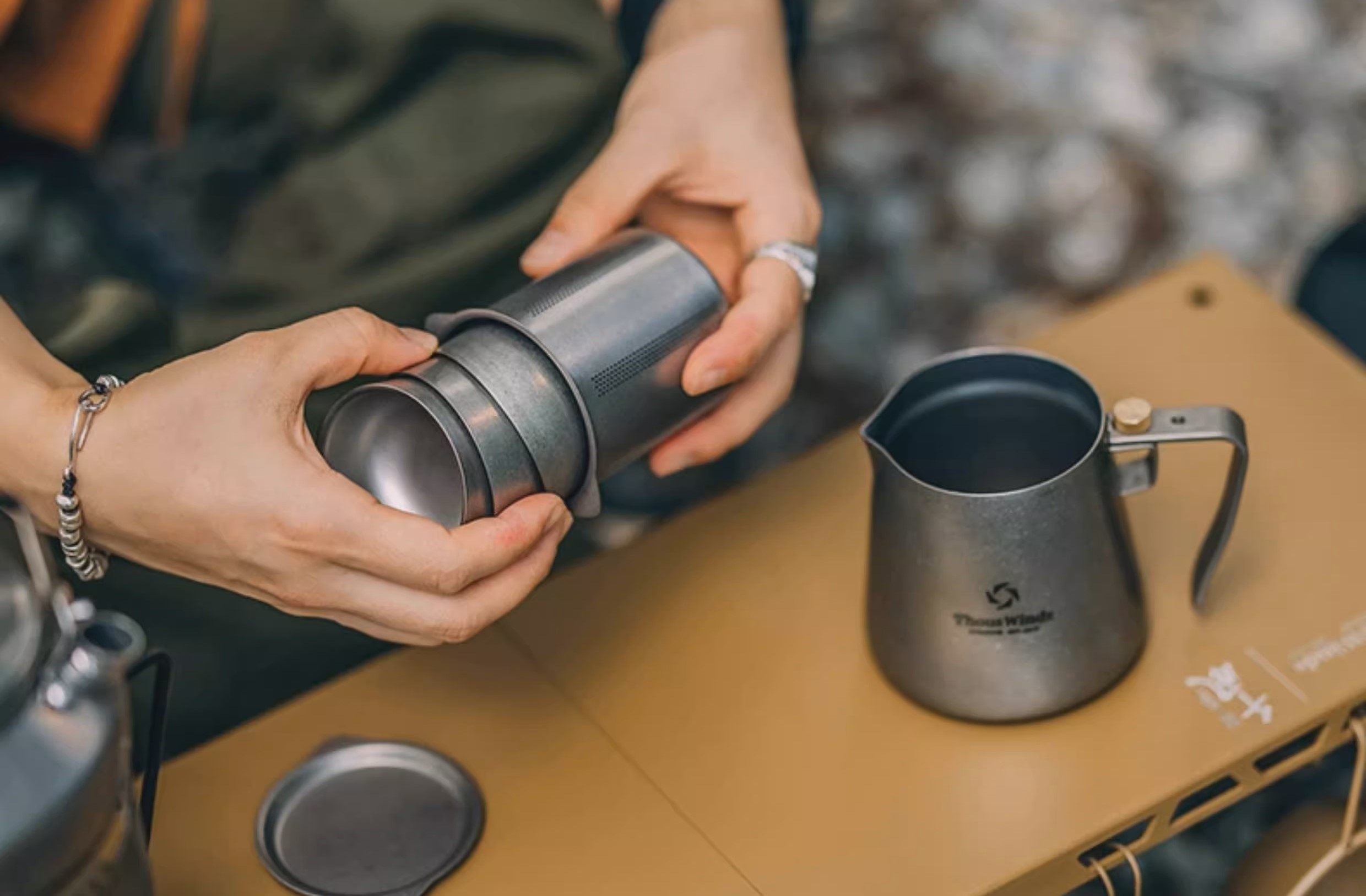 Bộ ấm trà Titanium 2 lớp ThousWinds