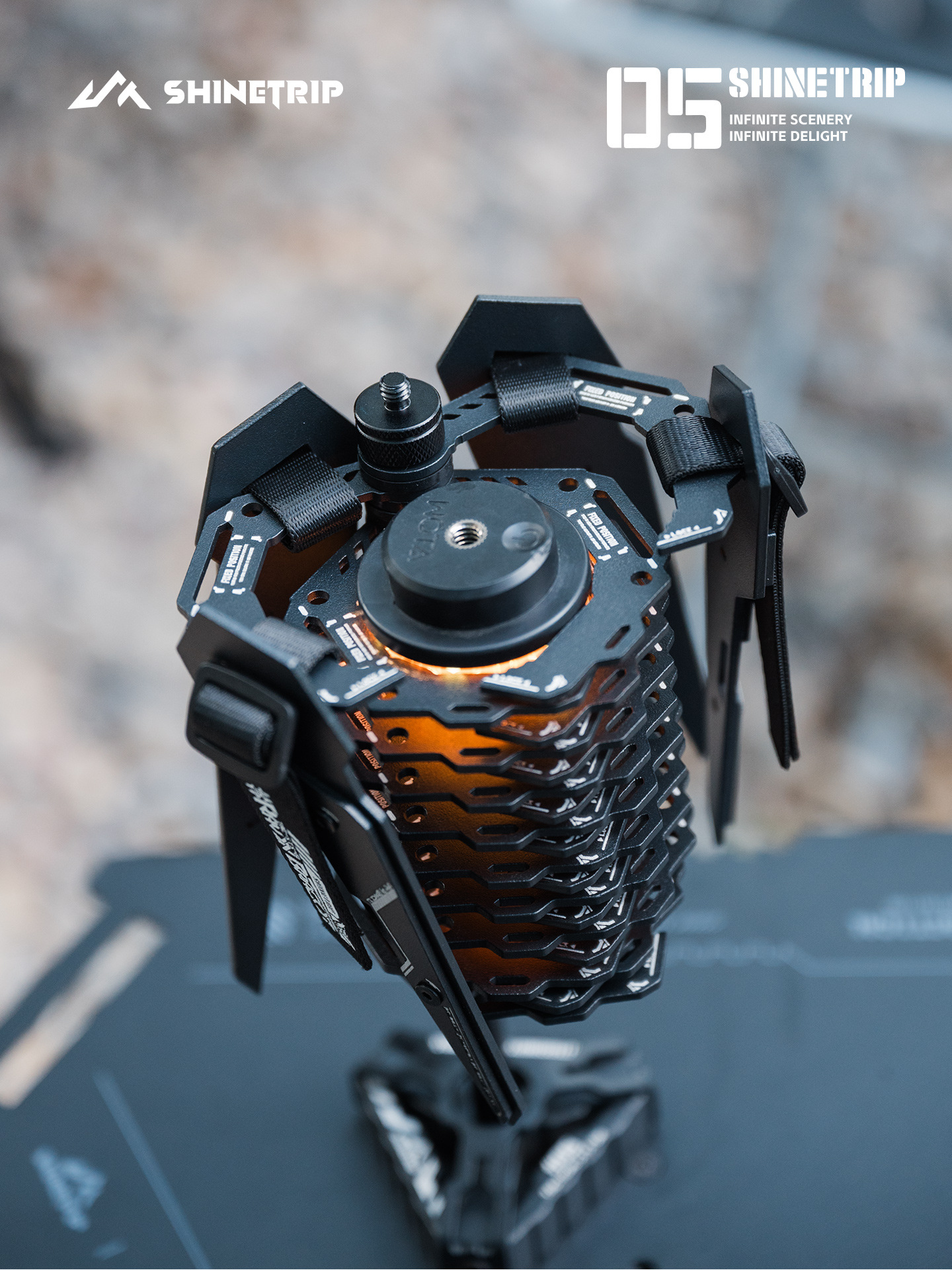 Chụp đèn Lightwing Mecha – Shinetrip