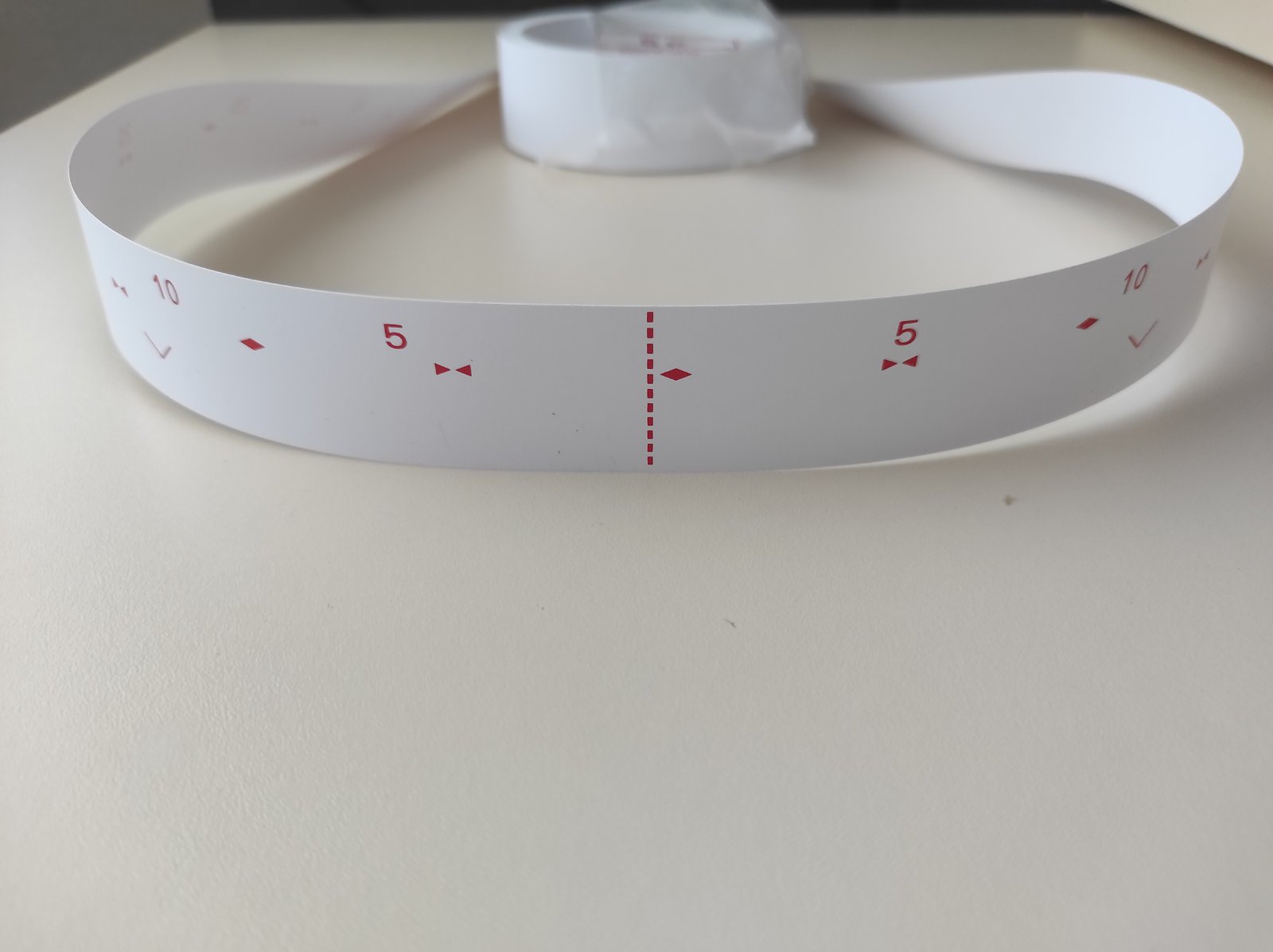 Маркіровочна стрічка 3 клас 9мм відстань між голками