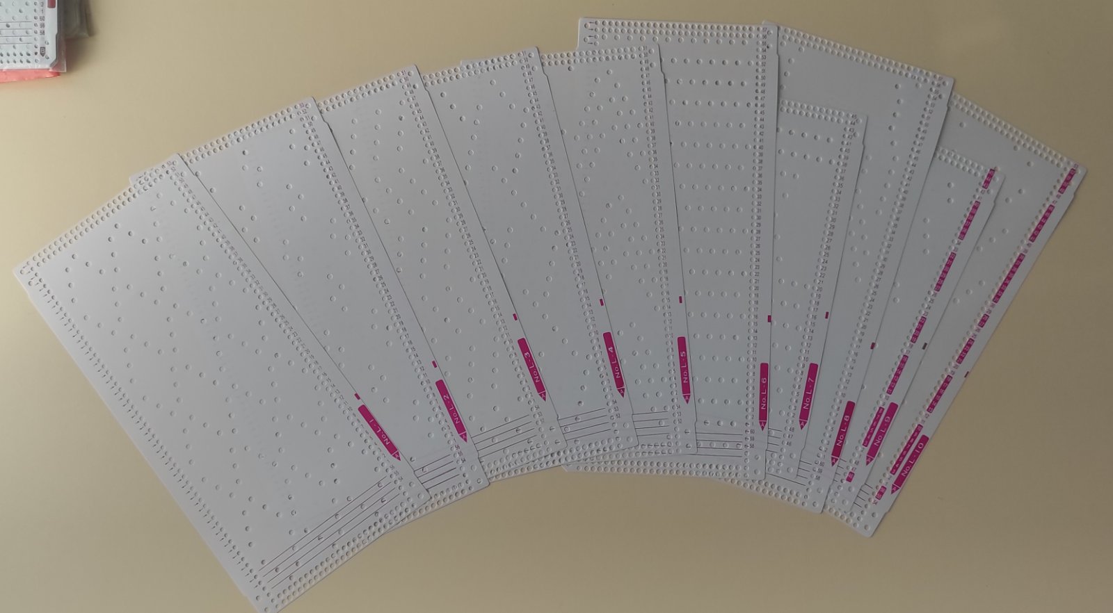 Набір ажурних стандартних перфокарт Silver Reed, Knitmaster та їх аналогів рапорт 24 петлі