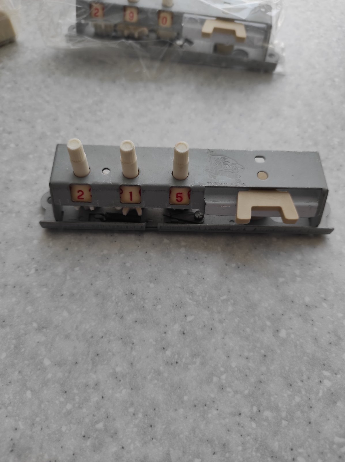 Лічильник влаштований brother.Ціна за шт