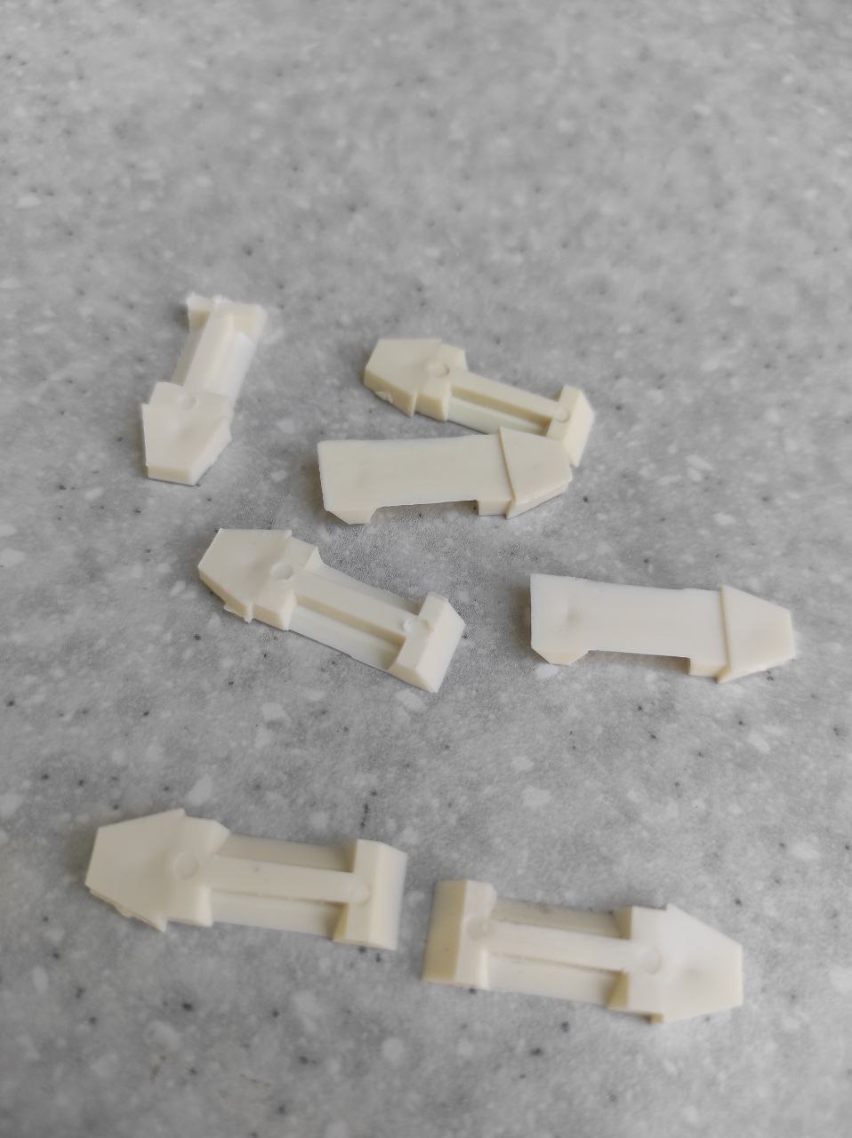 Пластикові заглушки на притисну планку Silver Reed. Ціна за пару