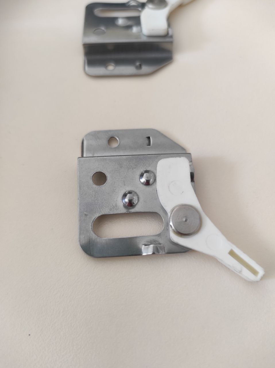 Перемикач щіток основного плеча Silver Reed