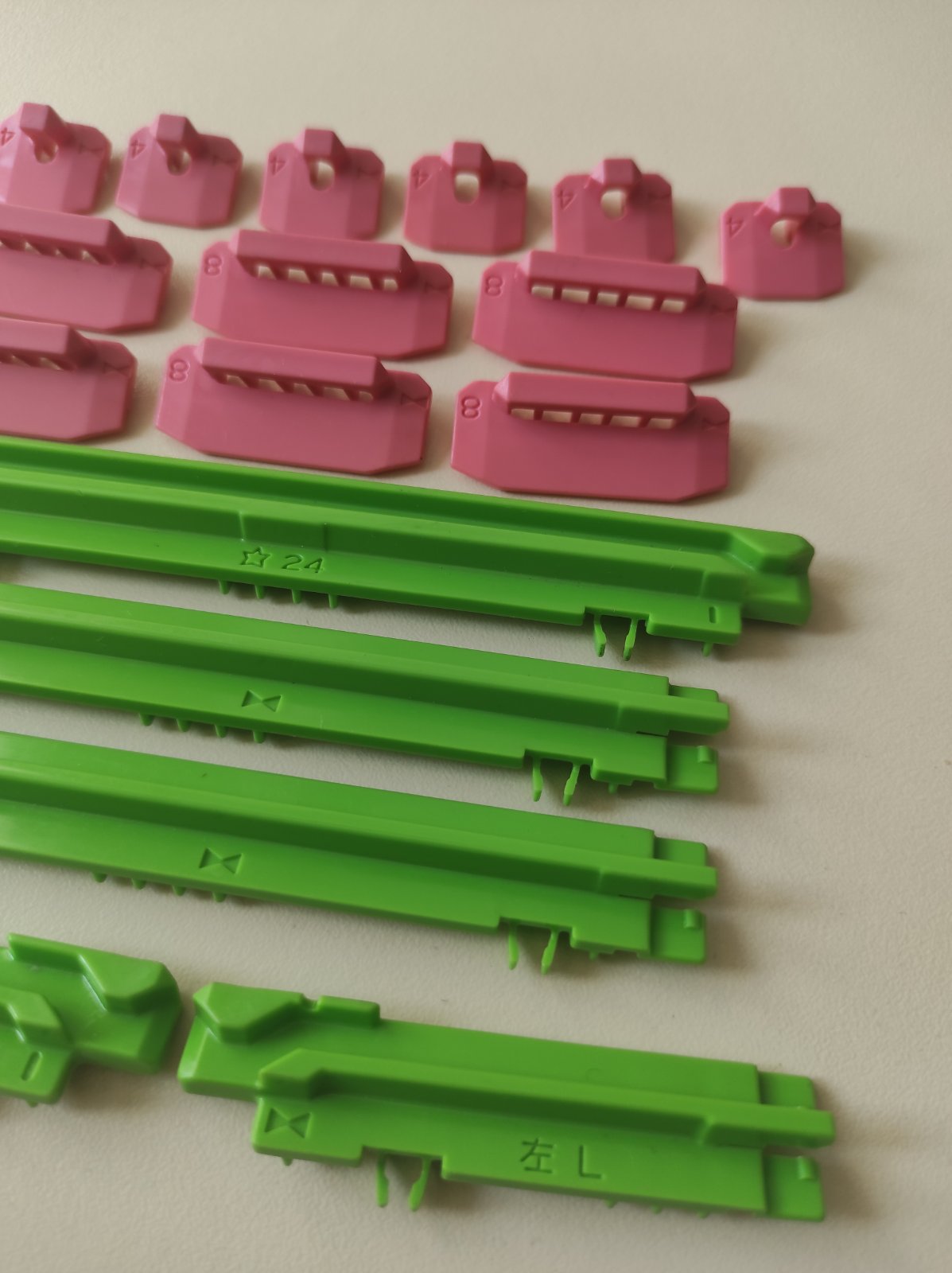 Повний оригінальний комплект 17 штук Обмежувачі для в'язальних машин 5 класу Brother