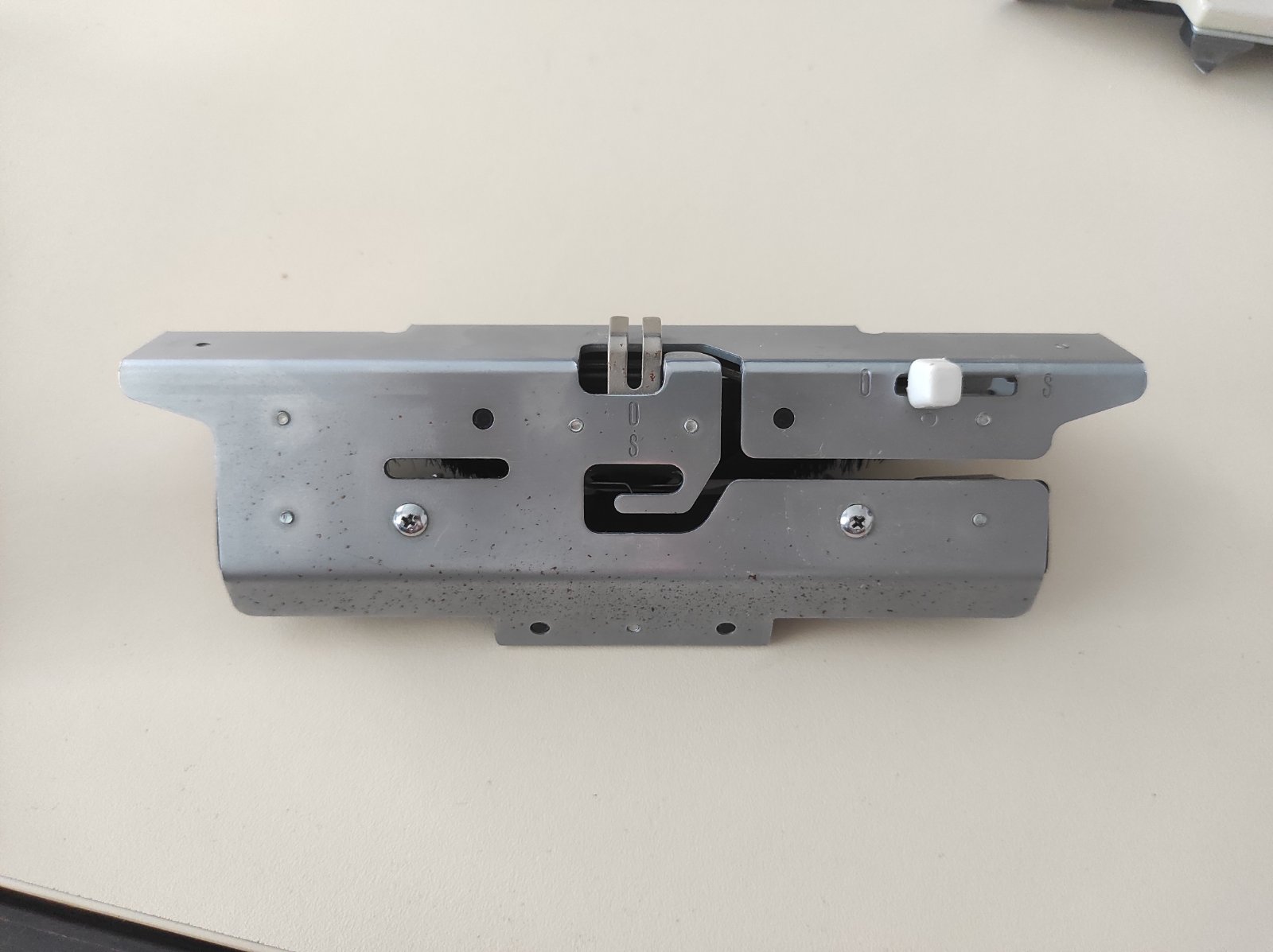 Toyota двухфонтурне плече