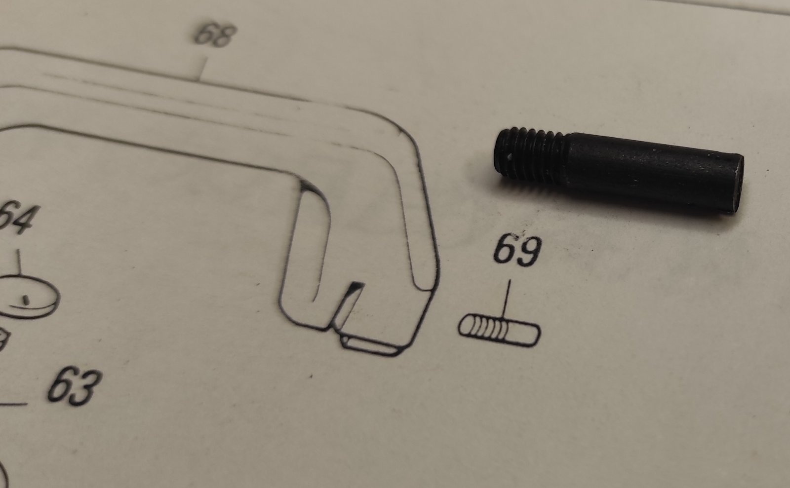 Гвинт кріплення ручки Brother основної каретки.Ціна за пару