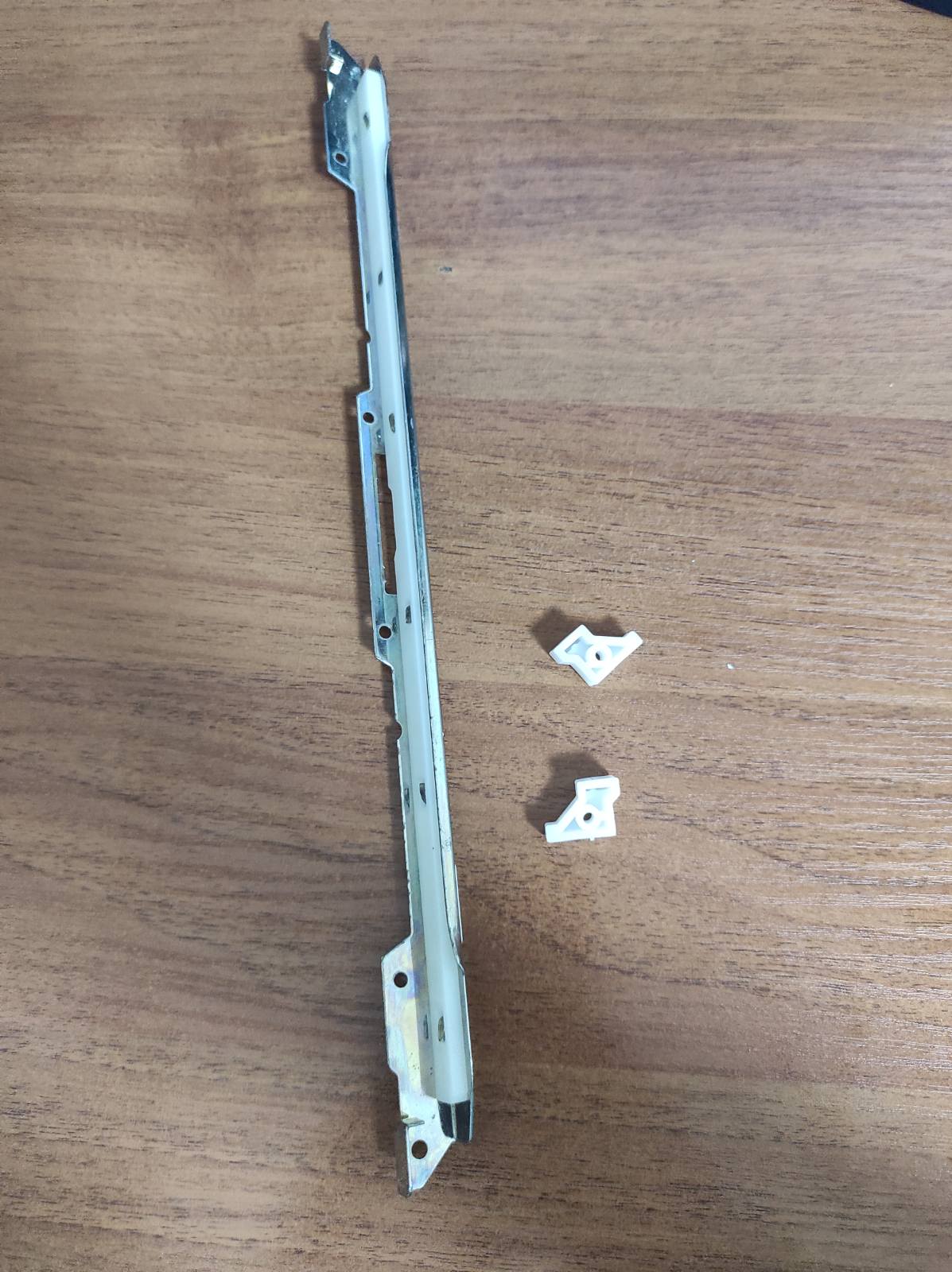 Передня направляюча