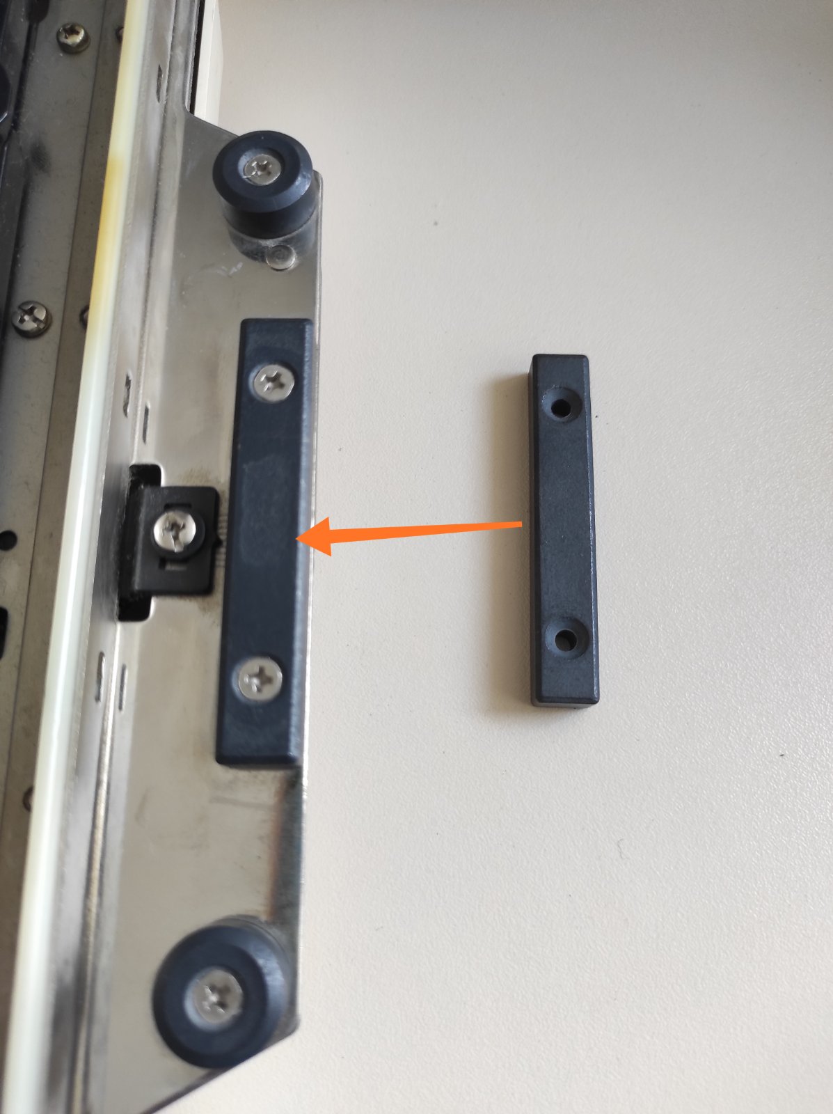 Магніт до додаткової каретки Brother KR 830 ,838,850