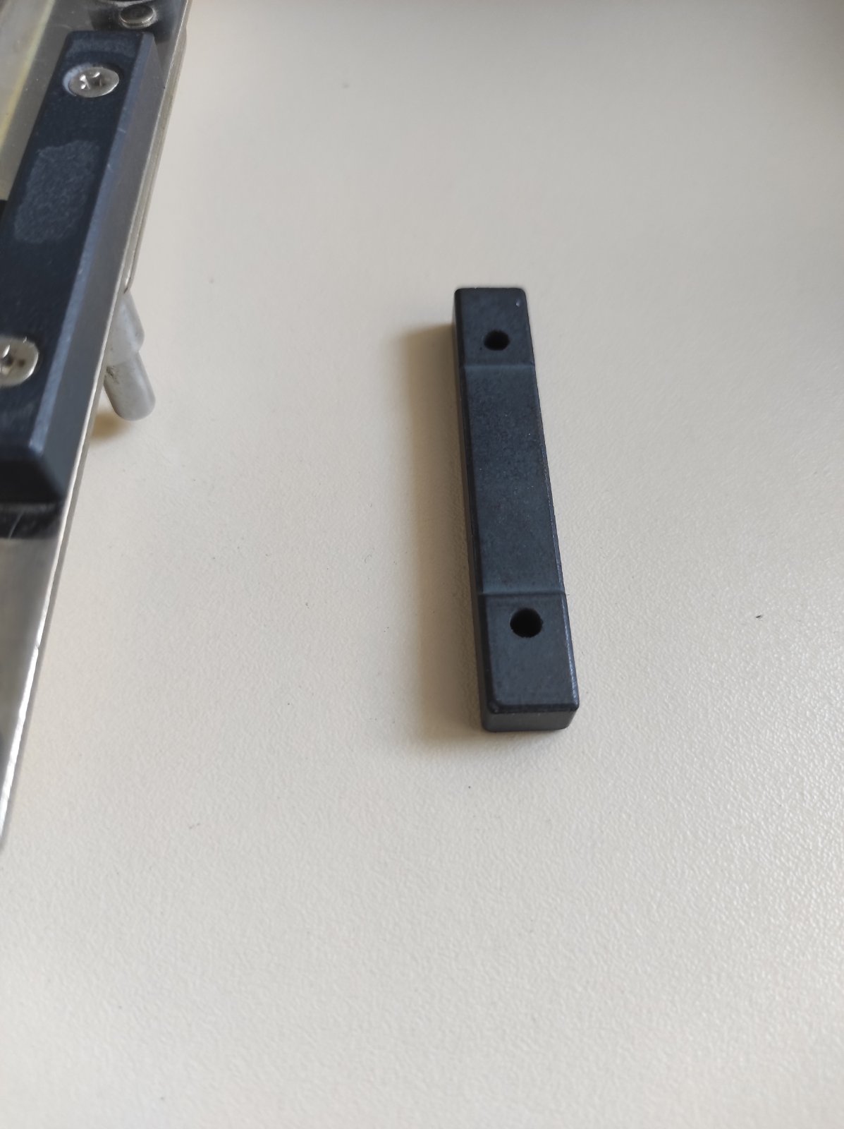 Магніт до додаткової каретки Brother KR 830 ,838,850