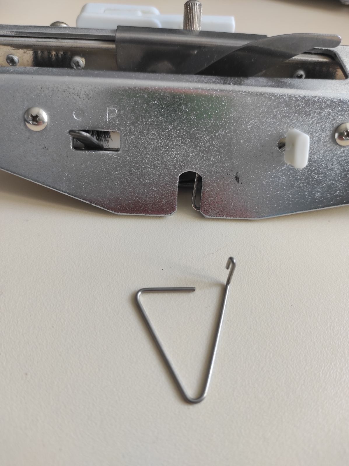 Пружина на двохфонтурний міст (плече )Silver Reed SRP