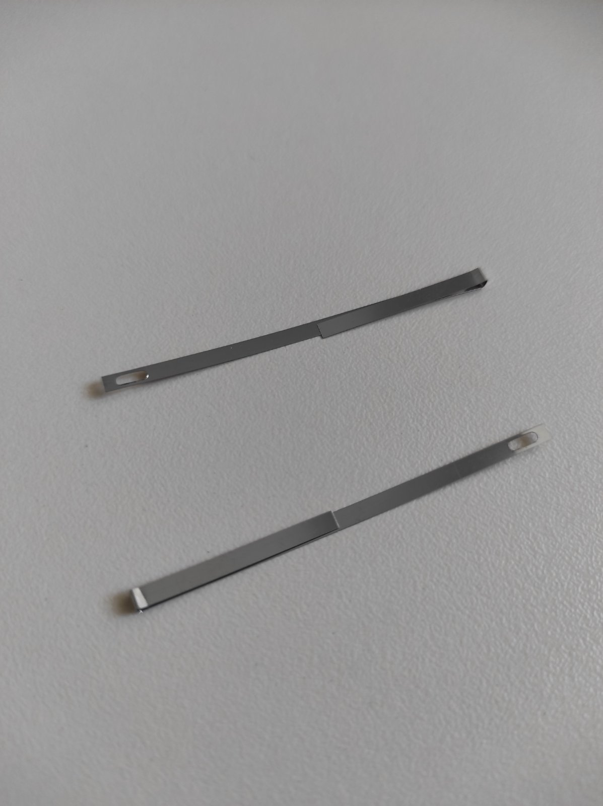 Бокова пружина Silver Reed SK Ціна вказана за одну пару