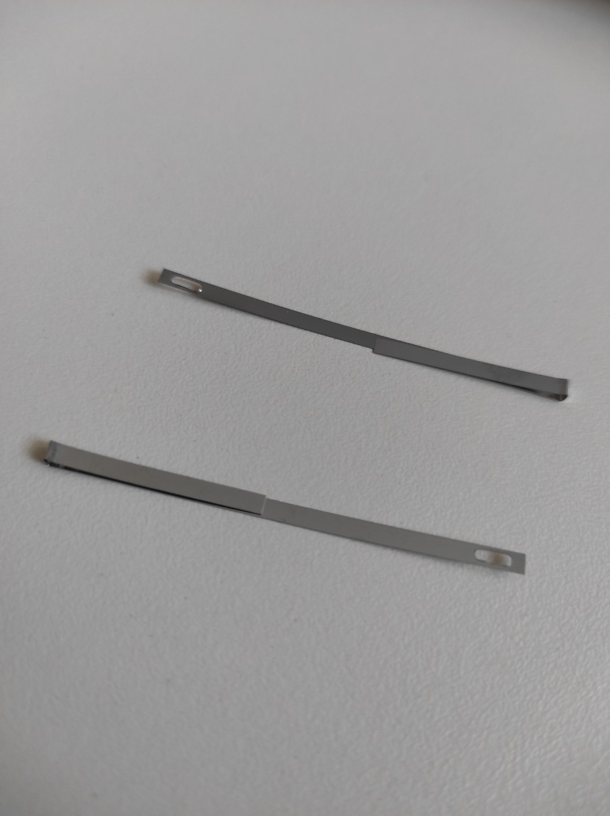 Бокова пружина Silver Reed SK Ціна вказана за одну пару