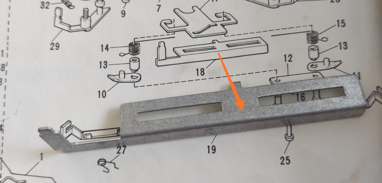 Запчастина №18 Brother KR до додаткової каретки