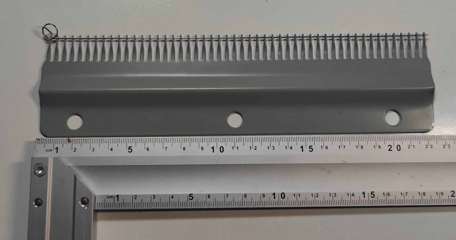 Двохфонтурна гребінка 5кл відстань між голками 4,5мм  Гребінка на 50 гачків