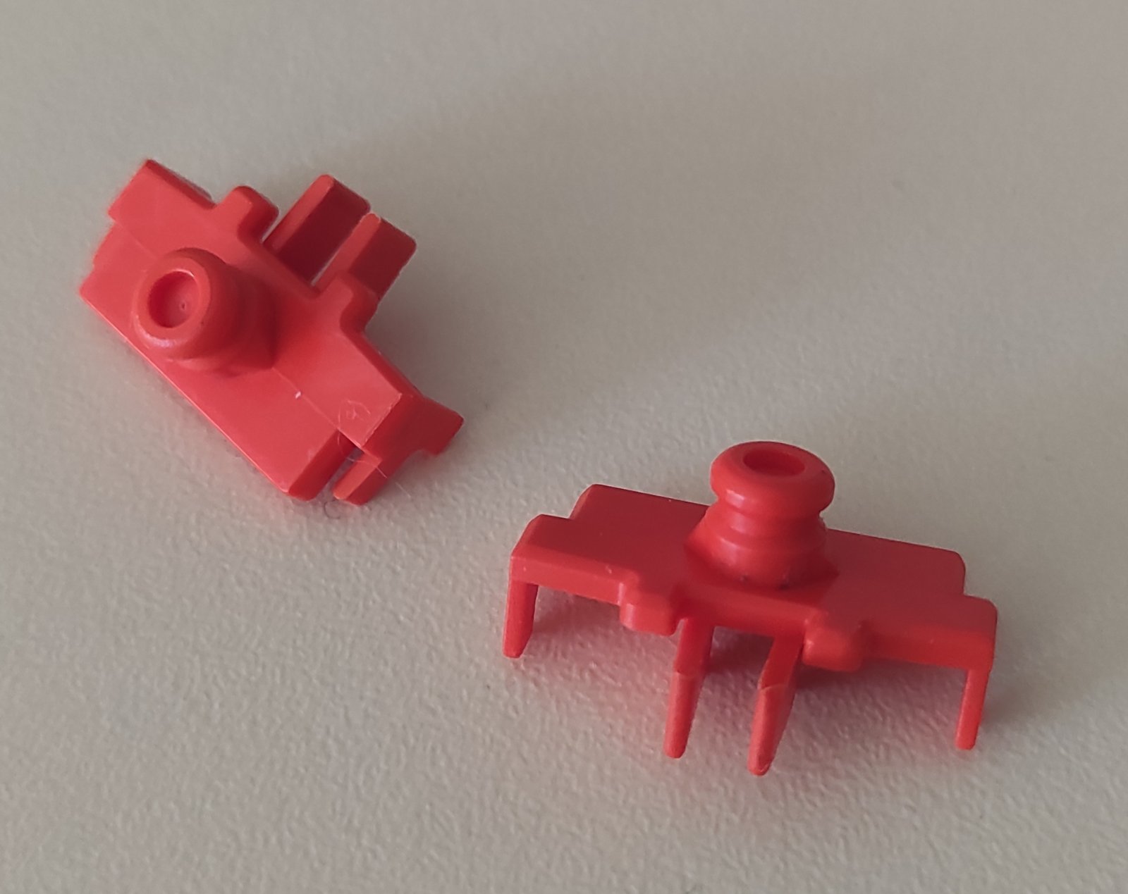 Обмежувачі для перфокарткової ажурної каретки Silver Reed 5 класу на 6 голок Ціна вказана за одну штуку