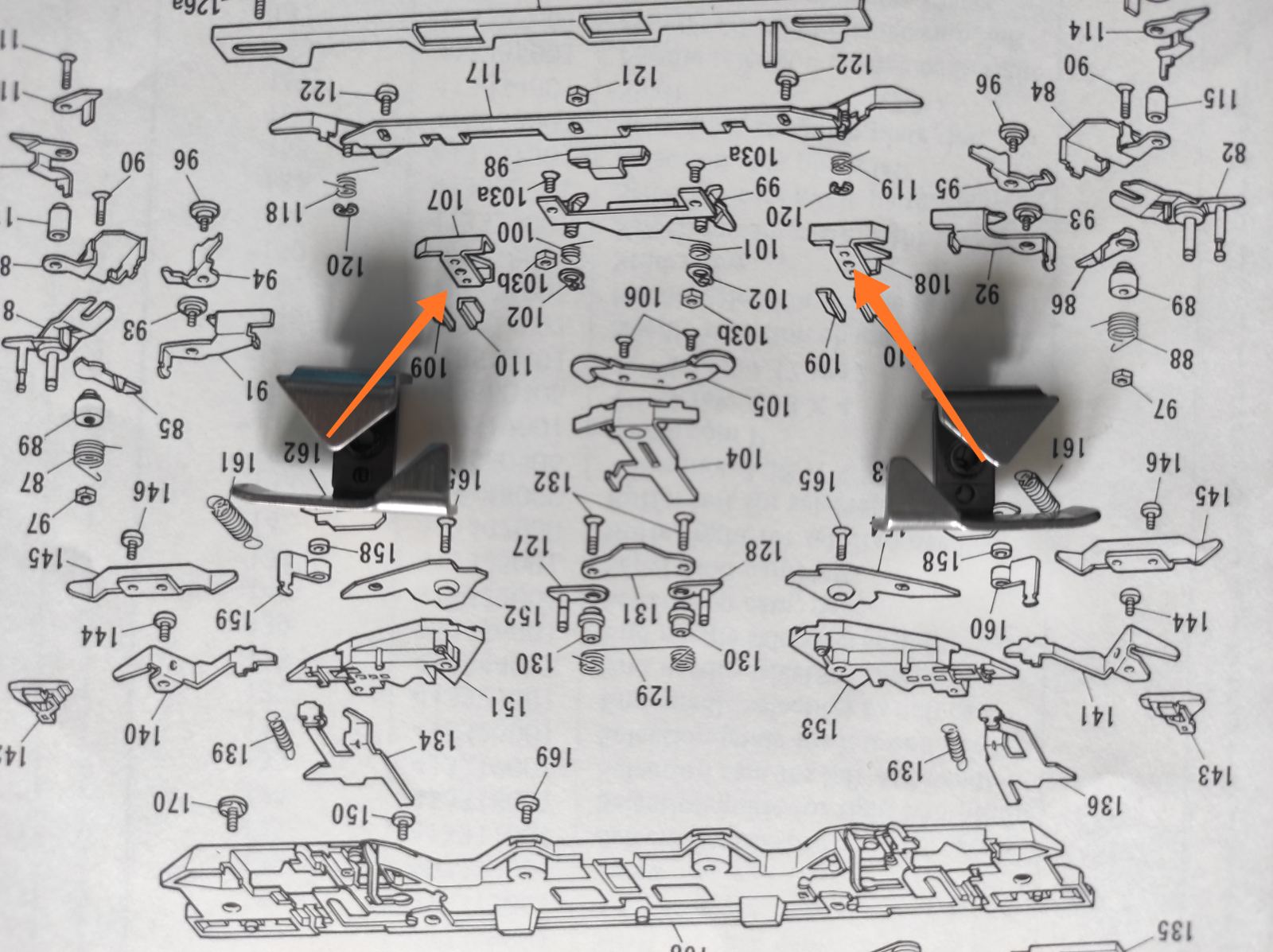 Запчастина brother для основної каретки KH 260 №107 №108  Ціна вказана за пару