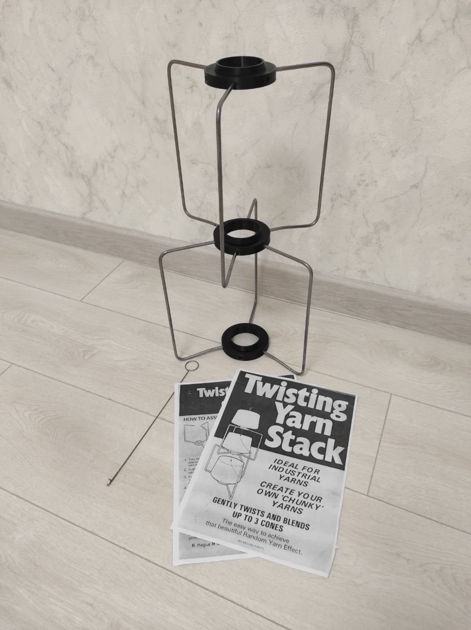 Стійка для пряжі мого виробництва Ichobanu. " Стійка дуже зручна та компактна , розрахована на три бобіни різного розміру від маленької до великої