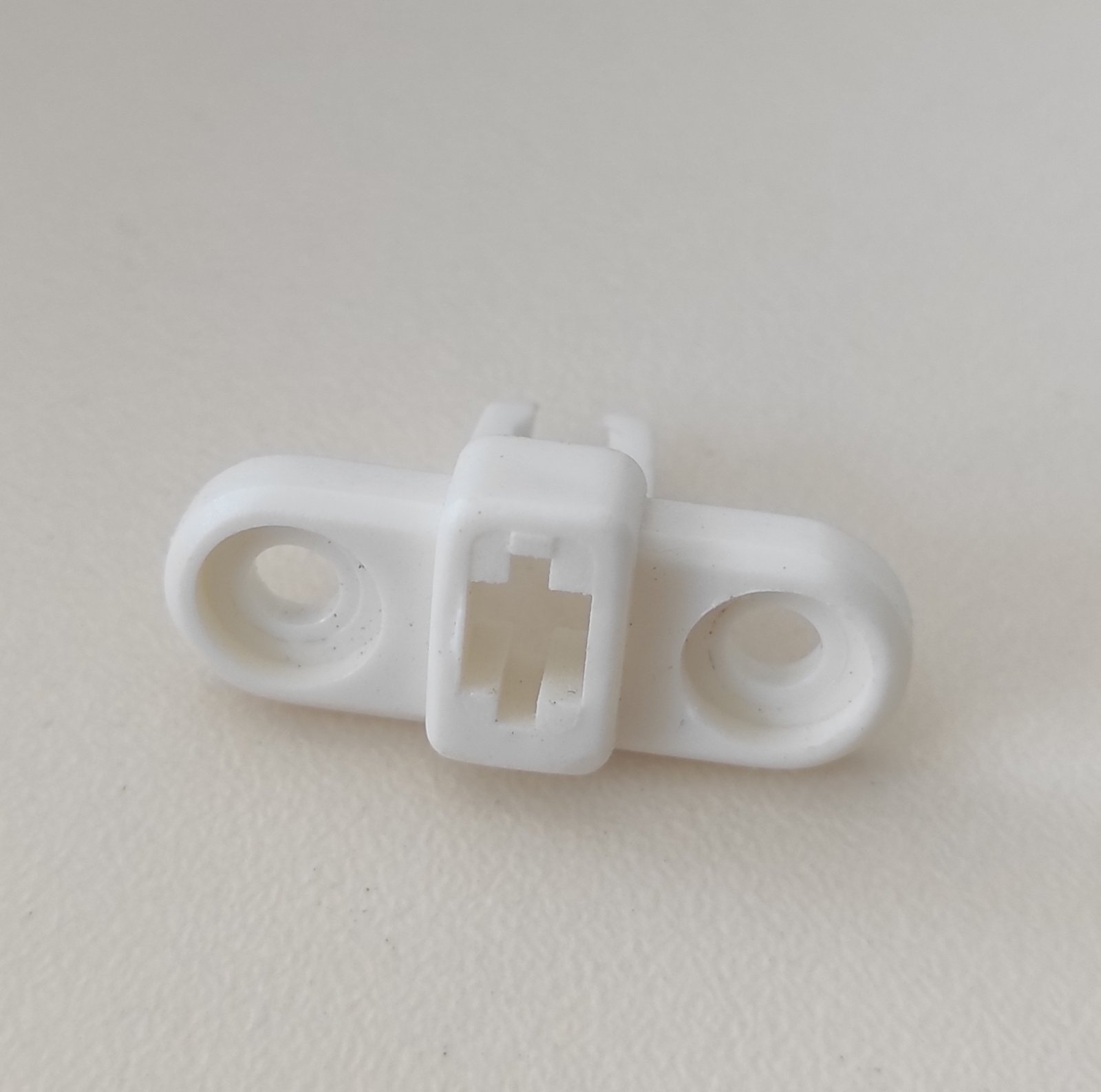 Запчастина для стійки нитковода Brother KH 230  Ціна вказана за штуку