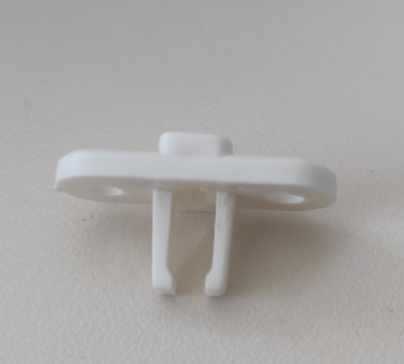 Запчастина для стійки нитковода Brother KH 230  Ціна вказана за штуку