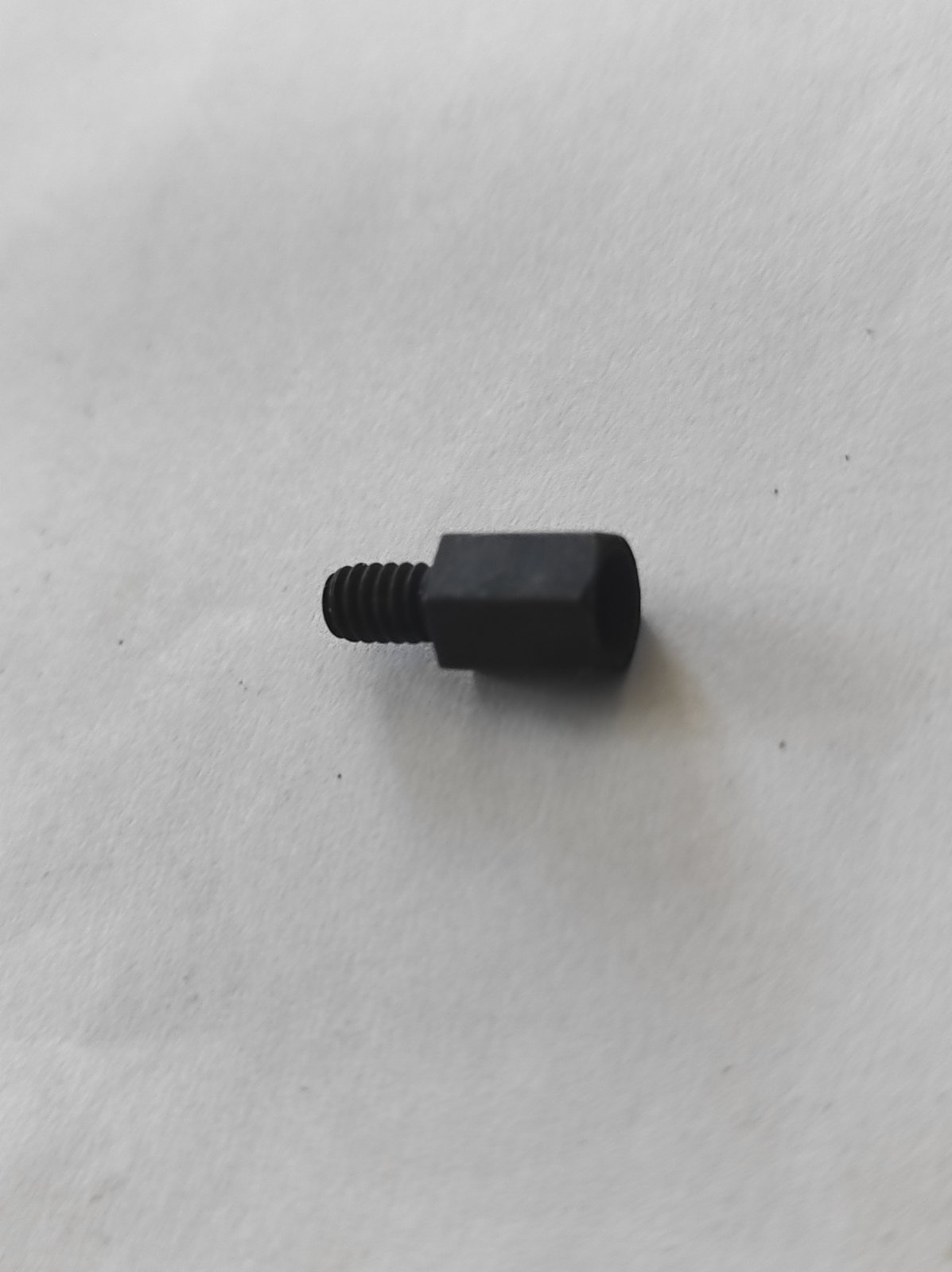 Гвинт основної каретки . Запчастина №А155 brother KH 260 Ціна вказана за штуку