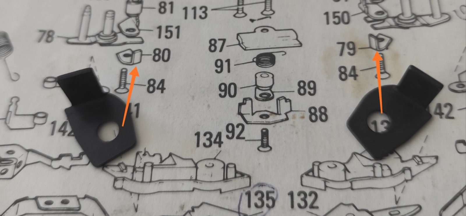 Запчастина №76(77) - №79(80) brother KH  Ціна вказана за пару