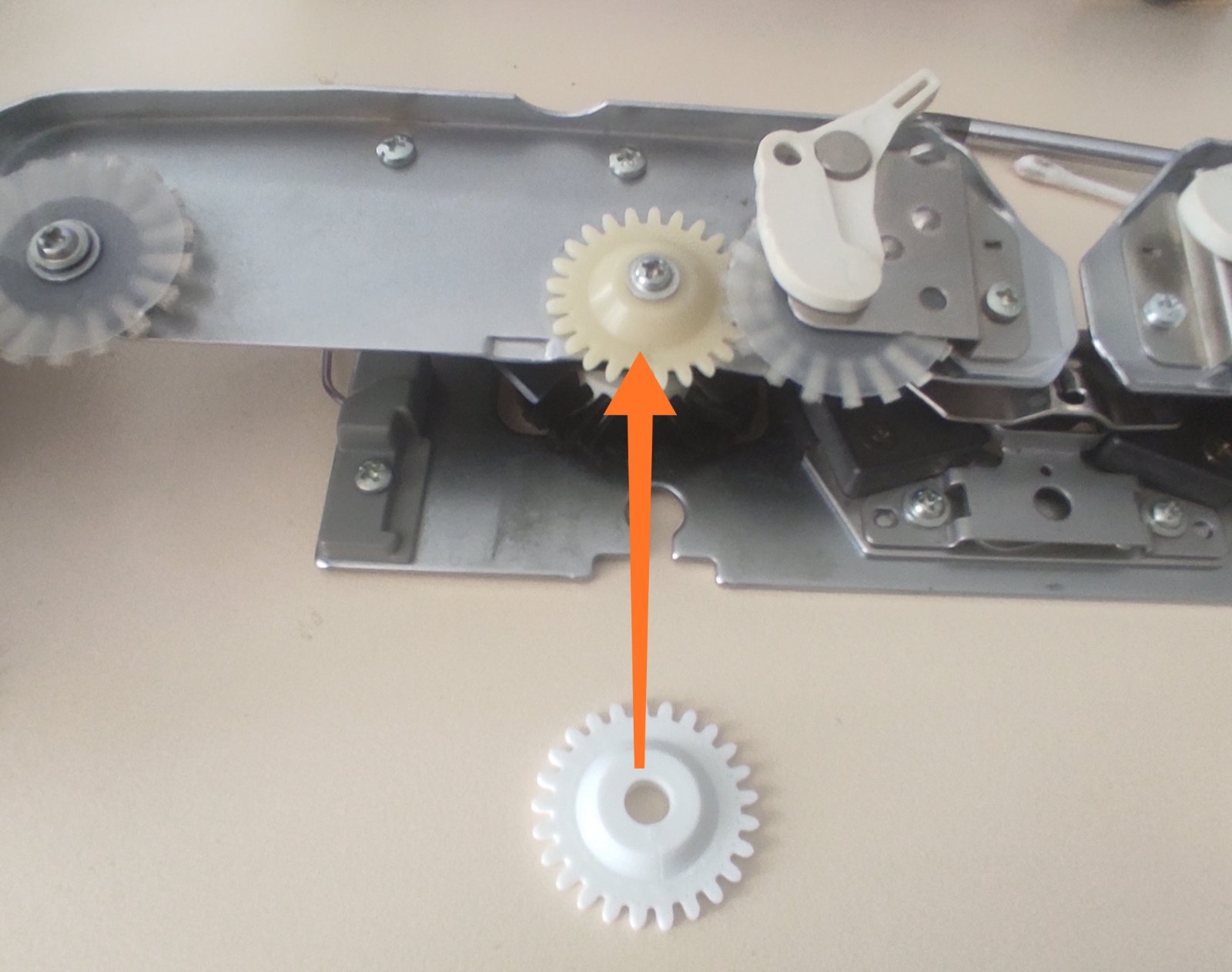 Колищятко пластикове до 7 класу в'язальних машин, Silver Reed (3.6)