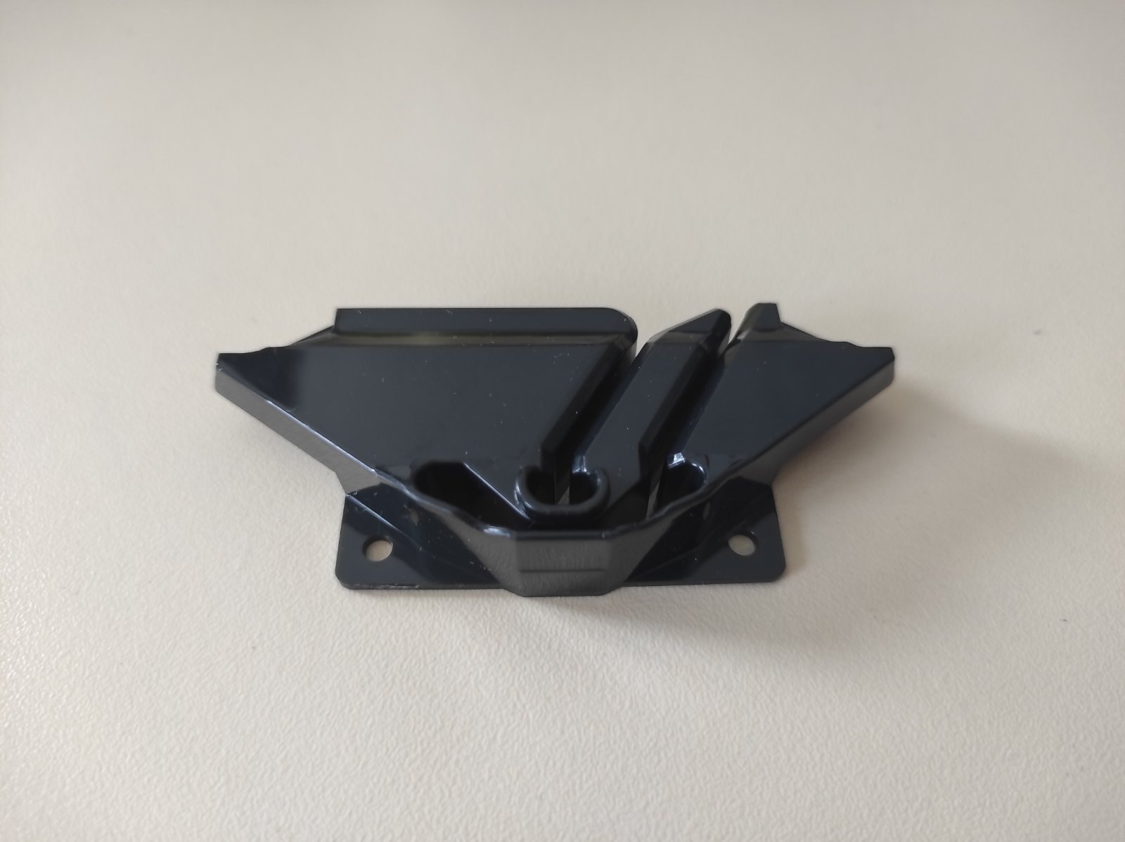 Пластиковий човник для в'язальної машини Silver Reed LK Ціна вказана за штуку