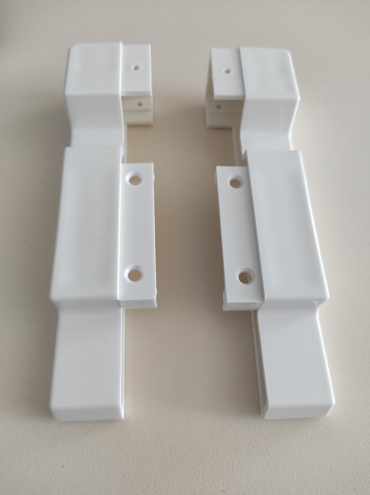 Пластикові боковини Silver Reed SRP50,60,325(додаткова фонтура) L,R(ліва права) Ціна вказана за пару