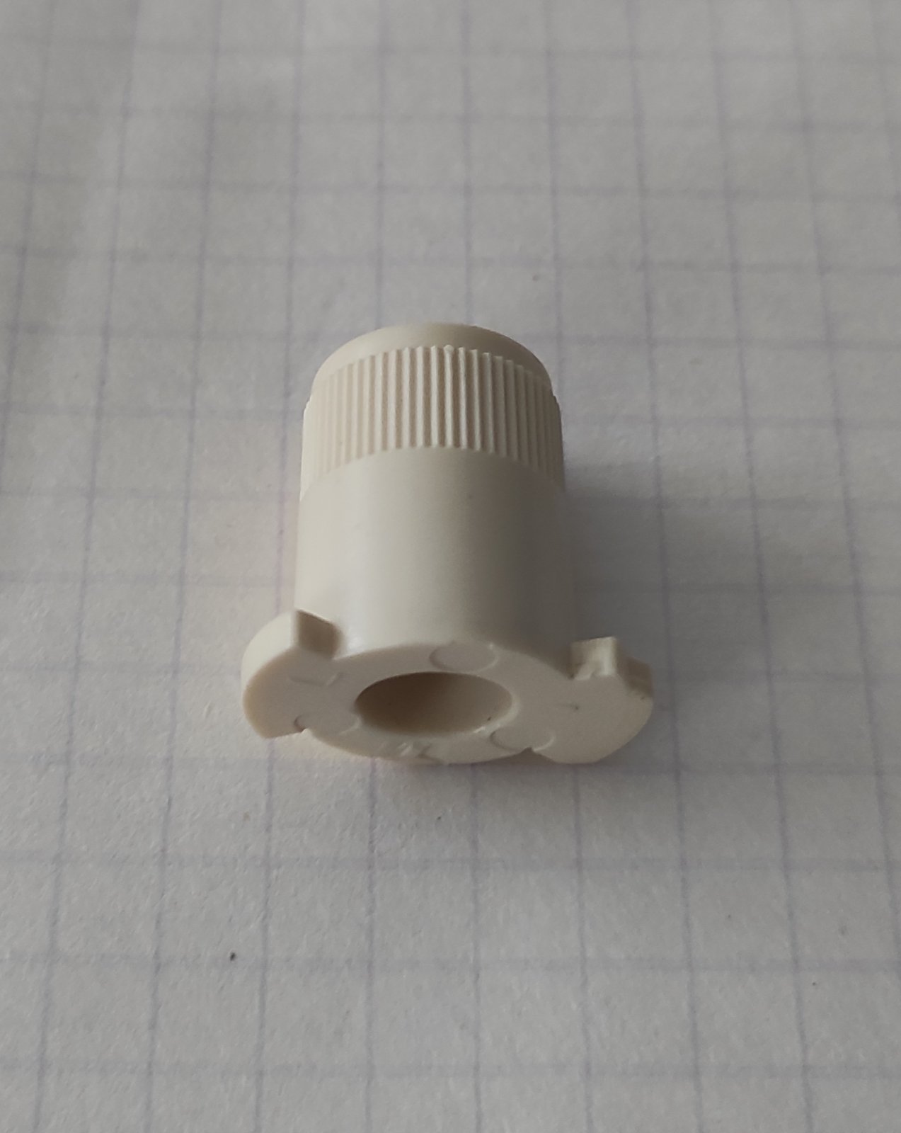 Пікейна кнопка brother KR 838,850