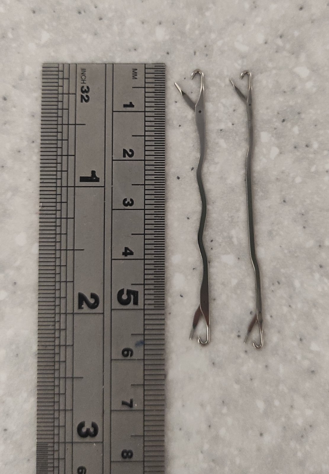 Подвійний петлеулавлювач для лицьових та зворотних петель