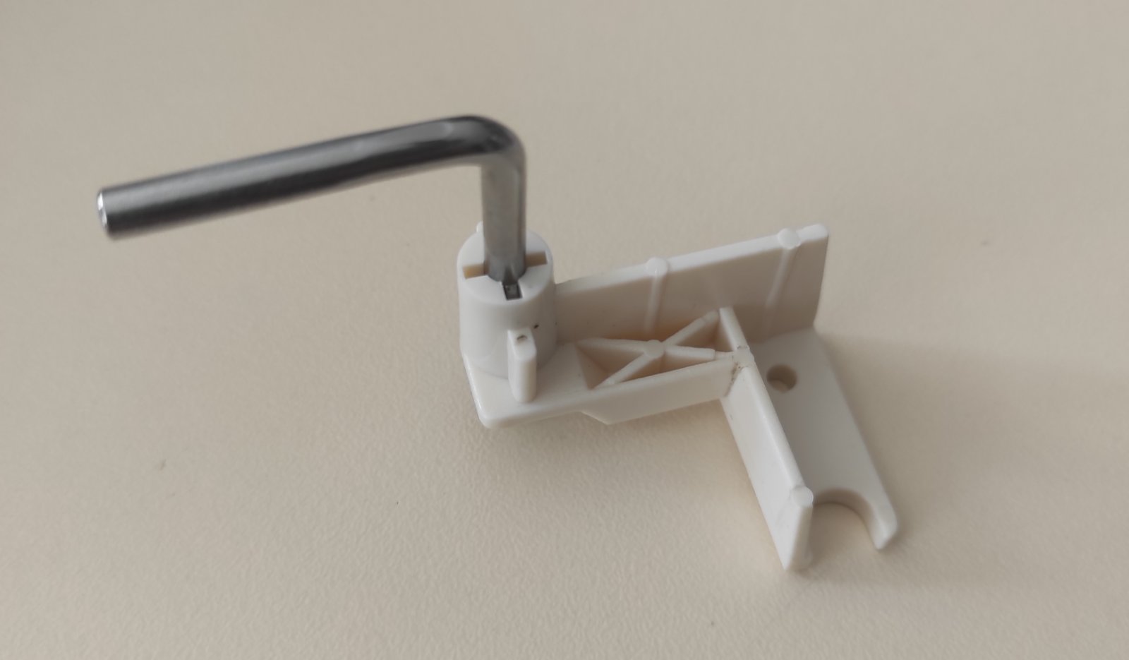 Штовхач лічильника (в сборі) з металевими зачіпателем Silver Reed SK Ціна вказана за штуку