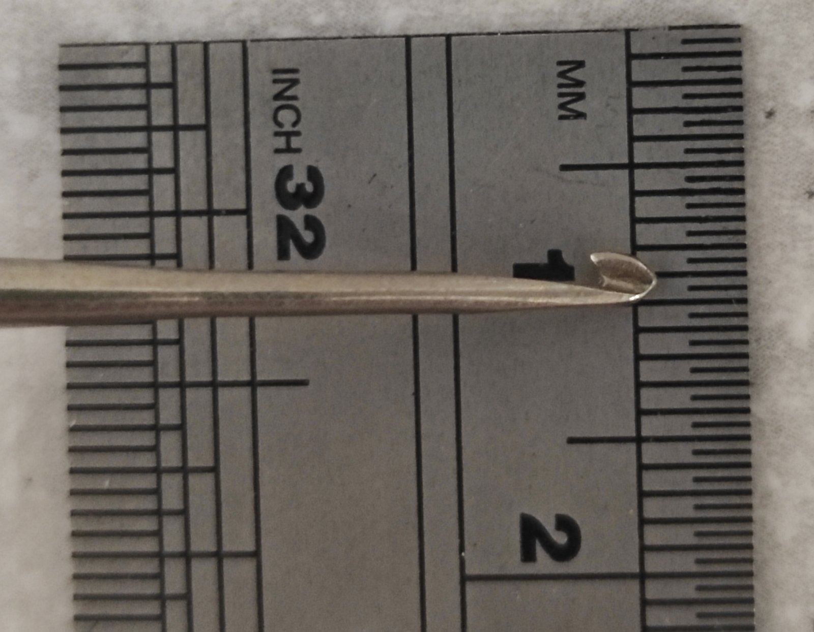 Гачок - козя ніжка для в’язальних машин різного типу. Виробник Brother, оригінал Японія