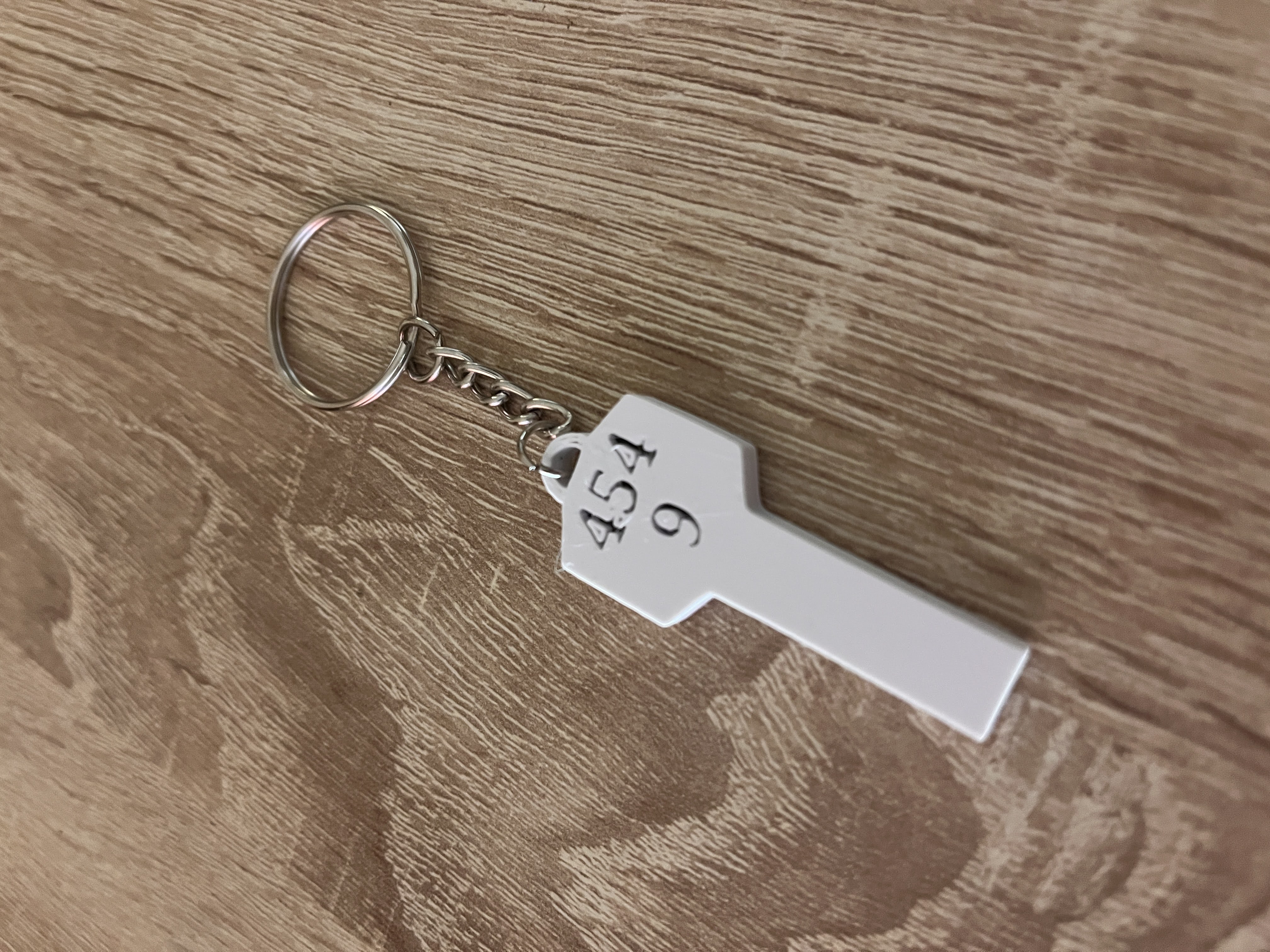 Llavero poste punto kilométrico ferroviario (P.K.)