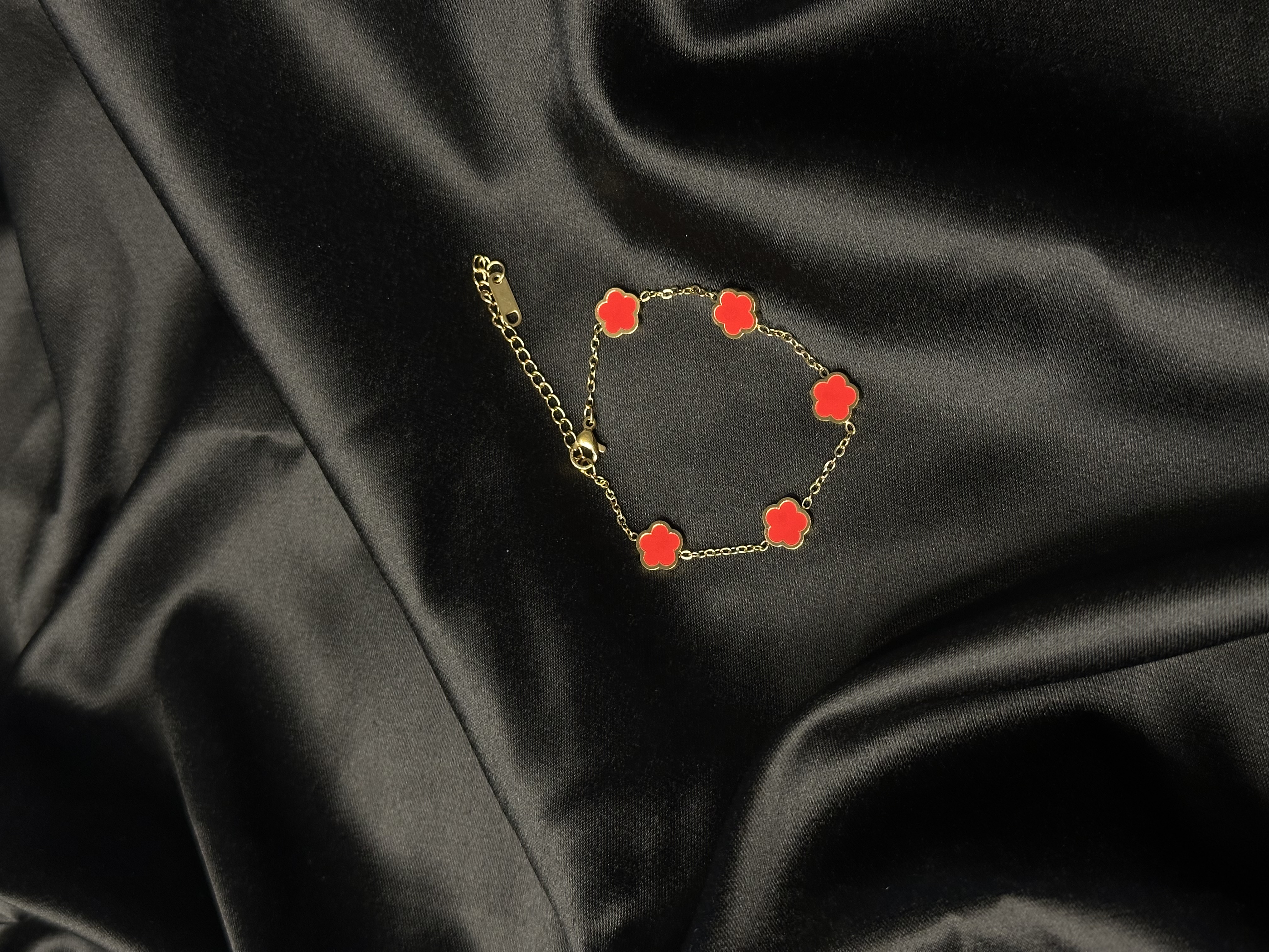 Bracelet trefle rouge LOUISA