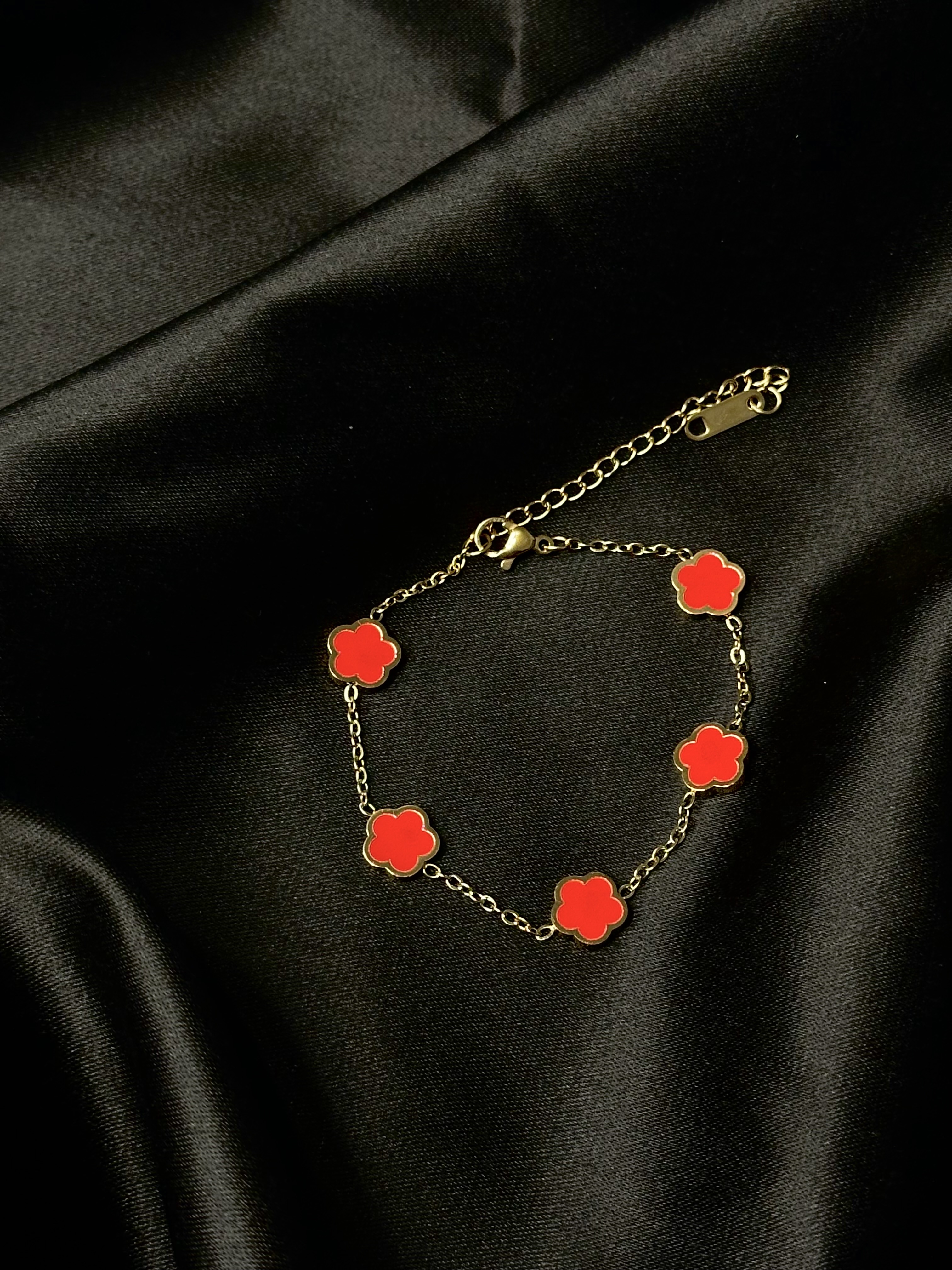 Bracelet trefle rouge LOUISA